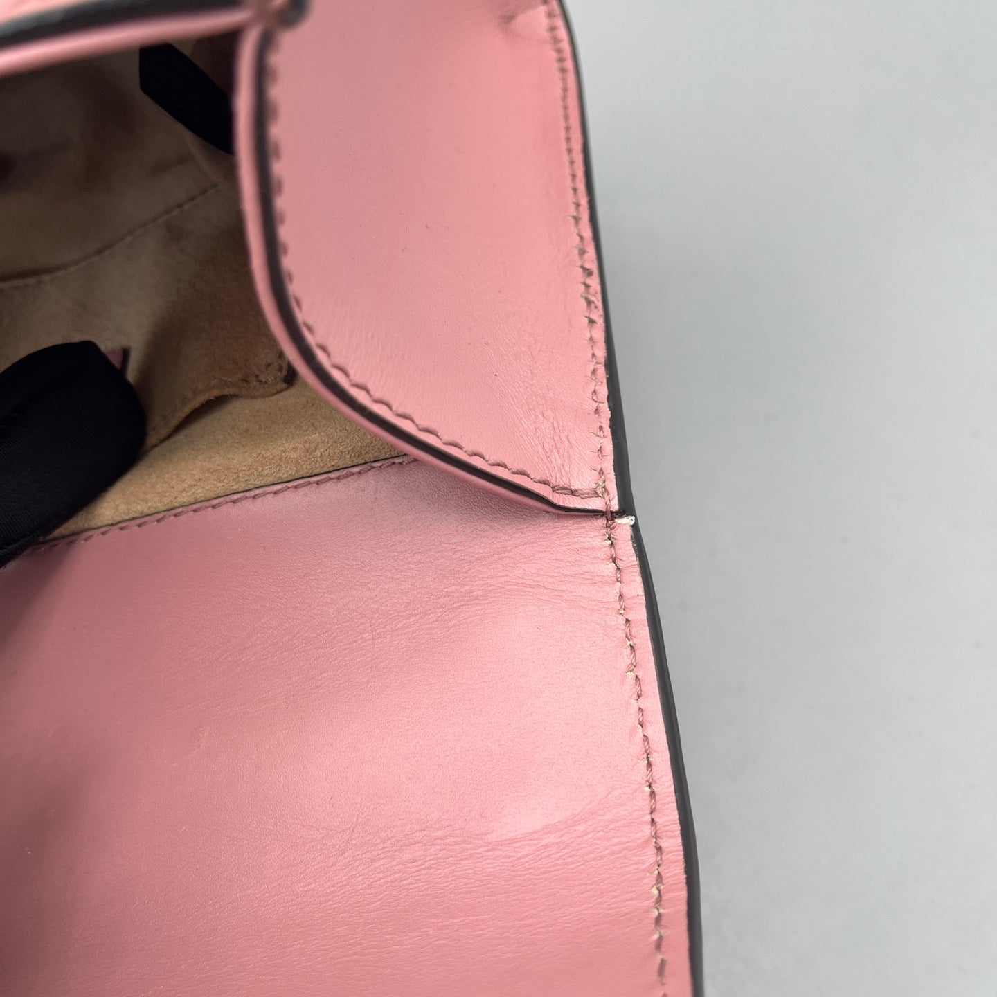 Gucci - Padlock Shoulder Bag - Leather - Pink - (mini)