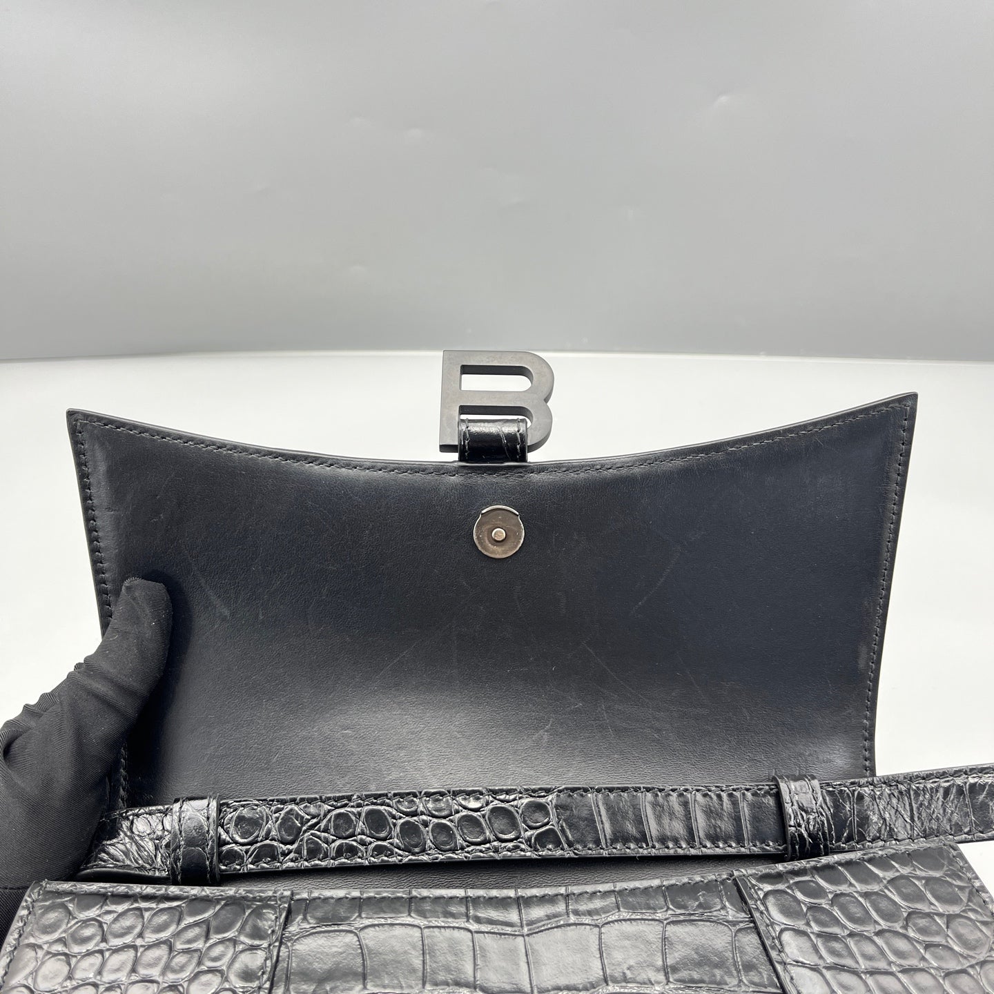 Balenciaga - Hourglass Mini - Calfskin leather with crocodile embossing - Black - (mini)