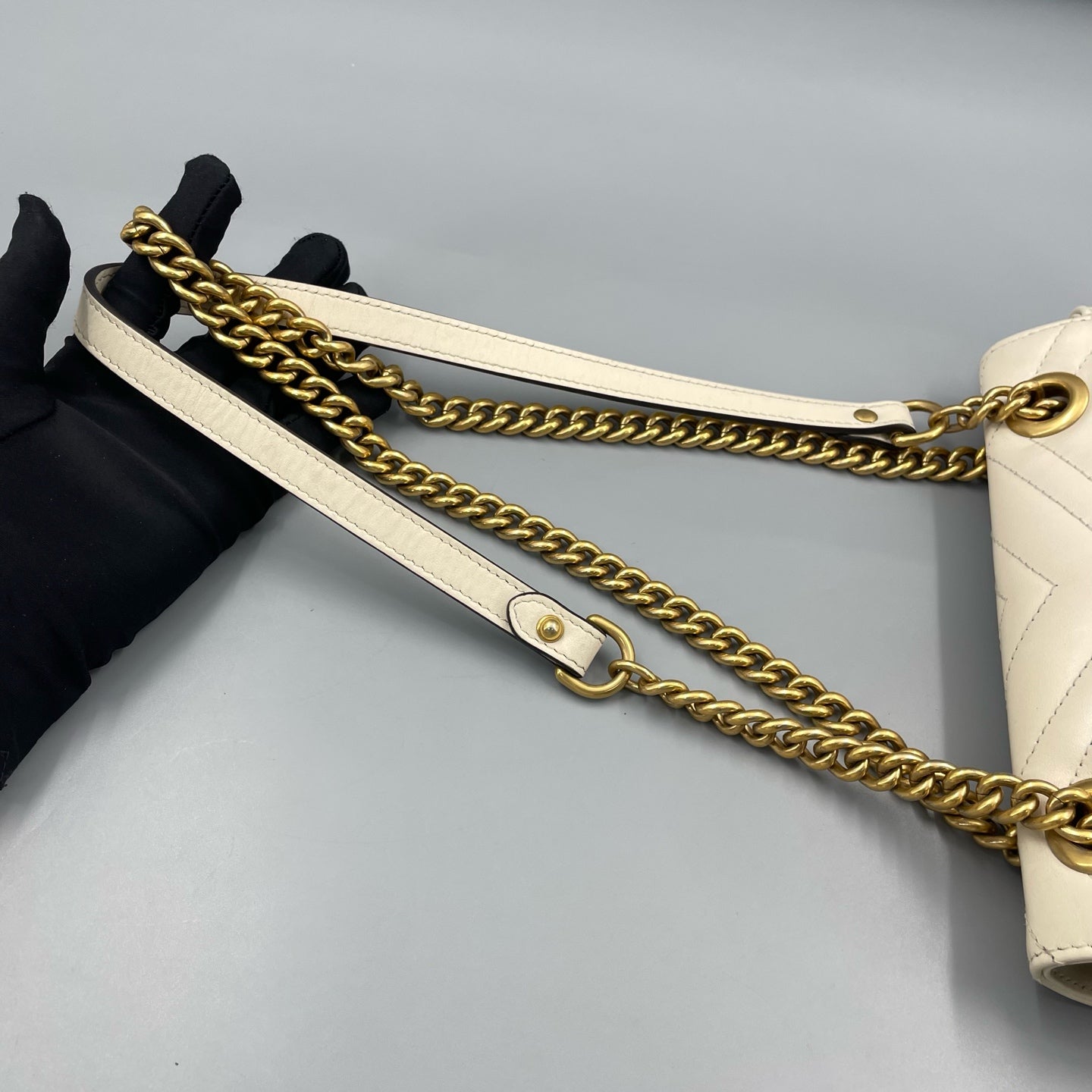 Gucci - Marmont Matelassé Mini - Leather - White with Gold-Tone Hardware - (mini)