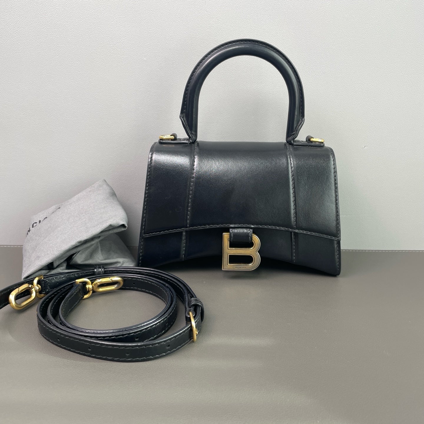 Balenciaga - Hourglass XS - Cowhide leather - Black - (mini)