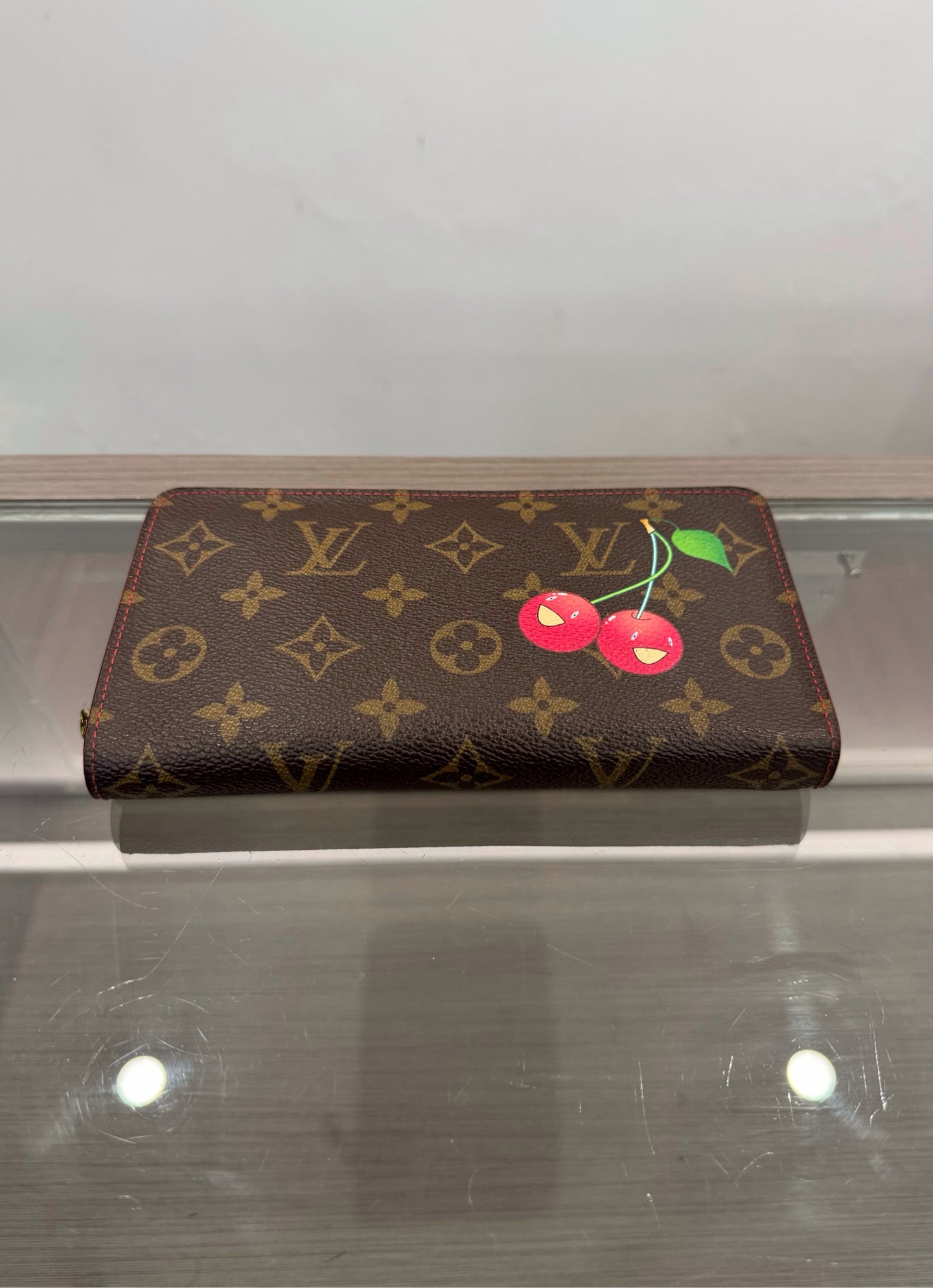 Louis Vuitton - Zippy Wallet Monogram Cerises - Monogram coated canvas with leather interior - Brown - (Small)