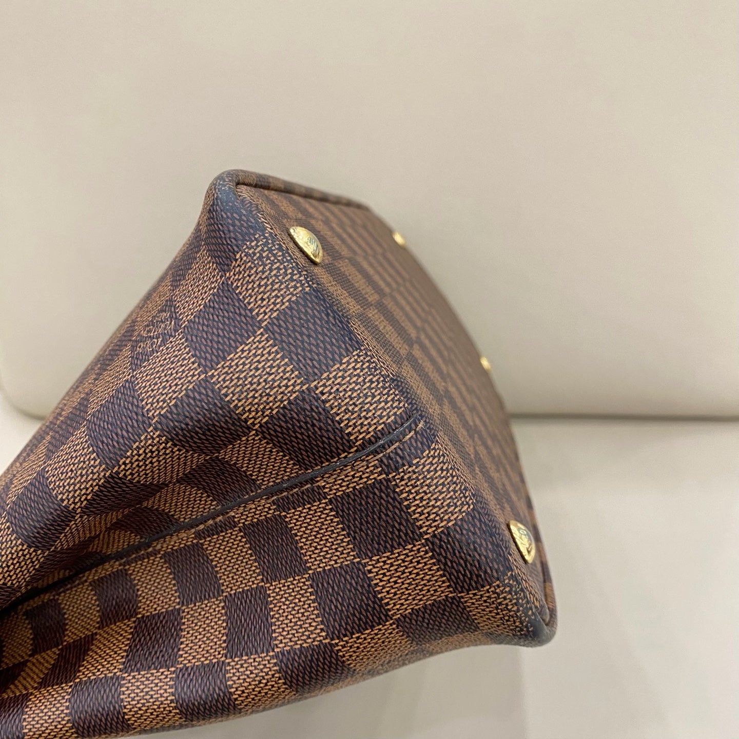 Louis Vuitton - Kensington - Coated canvas with leather trim - Brown - (medium)