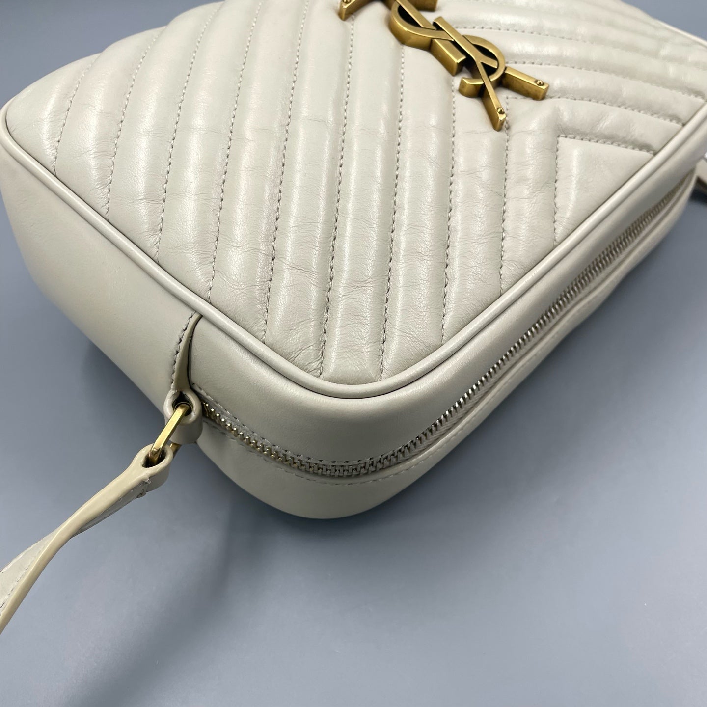 Saint Laurent - Lou Camera Bag - Leather - White - (Small)