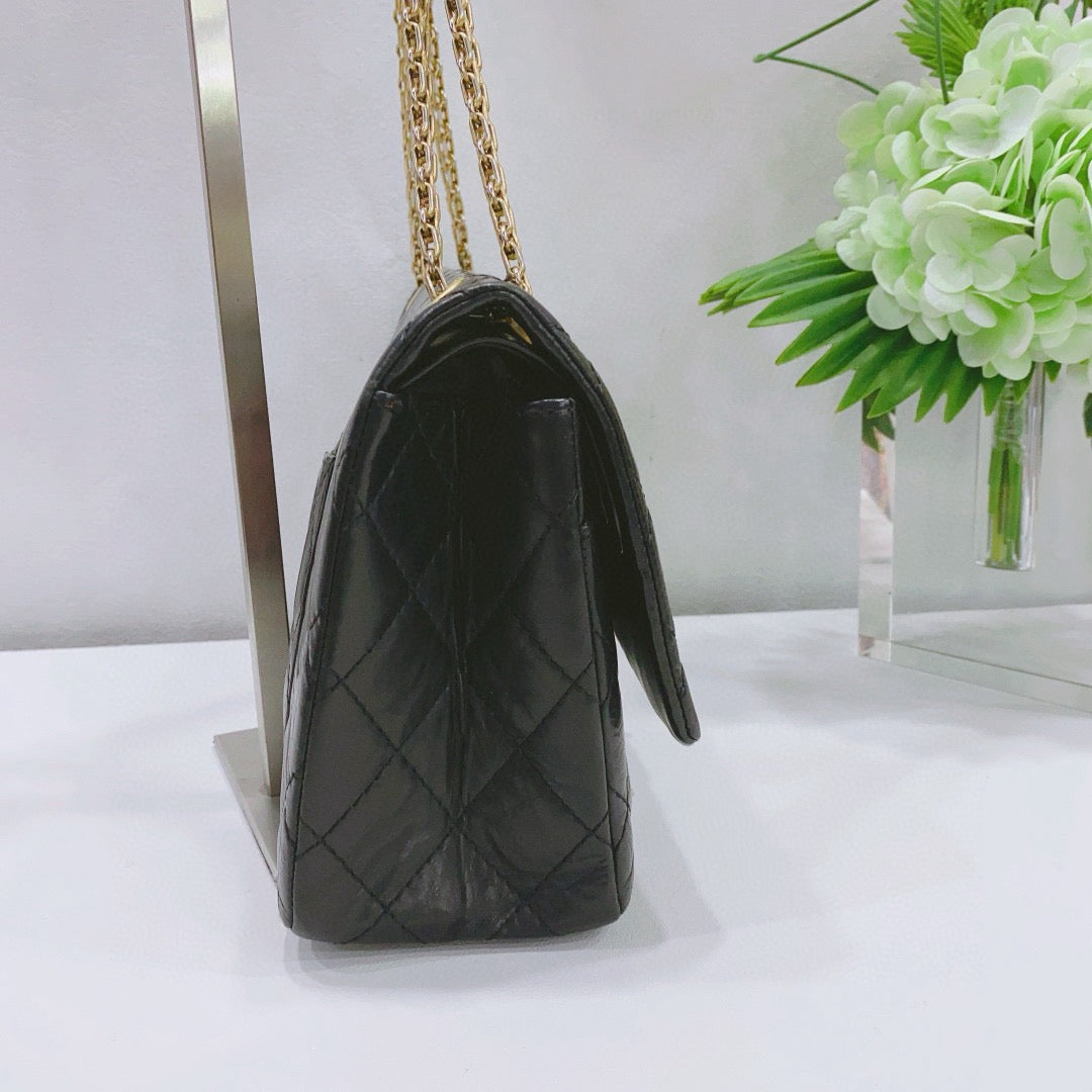 Chanel - 2.55 Reissue Medium Flap Bag - Calfskin leather - Black - (medium)