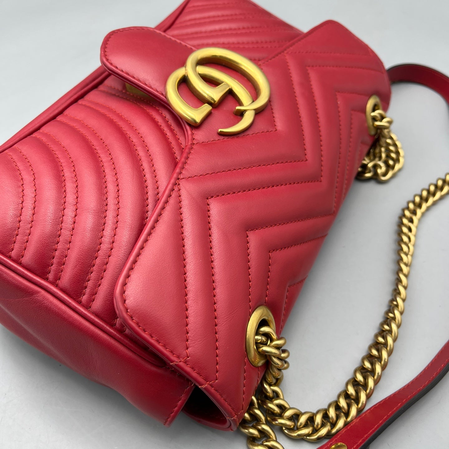 Gucci - GG Marmont Small Matelassé Shoulder Bag - Leather - Red - (Small)