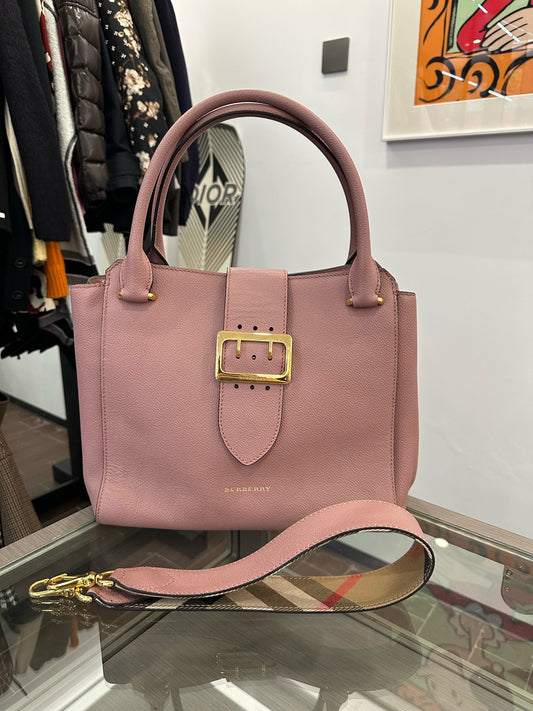 Burberry - The Buckle - Grained calfskin leather - Pink - (medium)