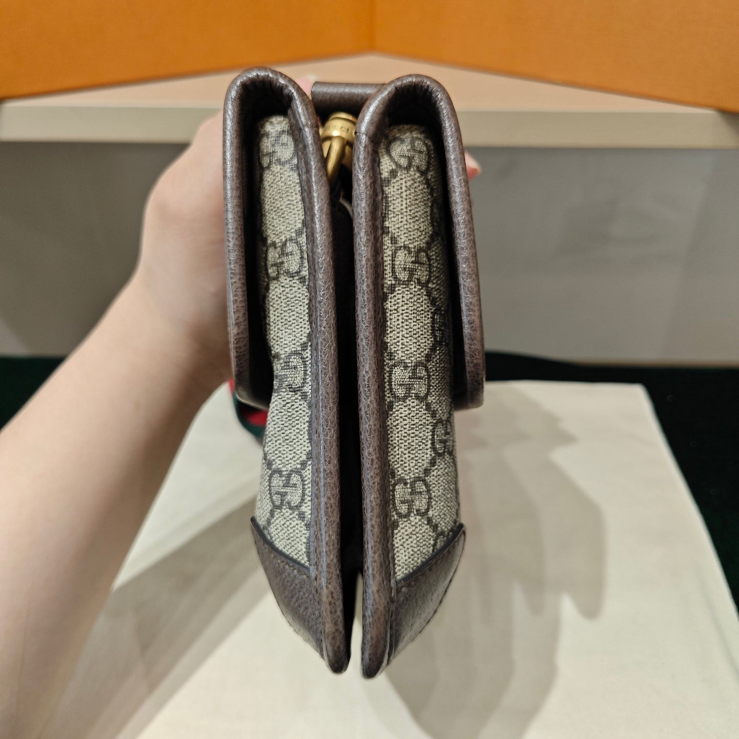 Gucci - Tiger Head Double-Sided GG Supreme Shoulder Bag - GG Supreme coated canvas with leather trim - Beige and Brown with Green and Red Web - (Small)