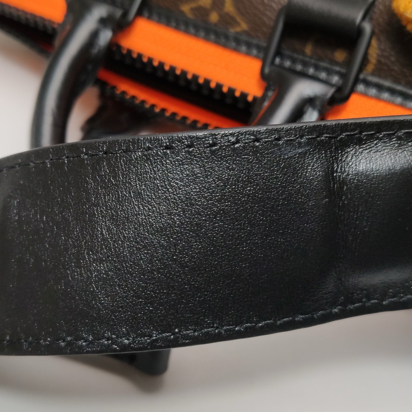 Louis Vuitton - Nano Keepall M80118 (NIGO collaboration) - Monogram coated canvas with leather trim and knitted textile monkey - Brown, Black, Orange - (mini)