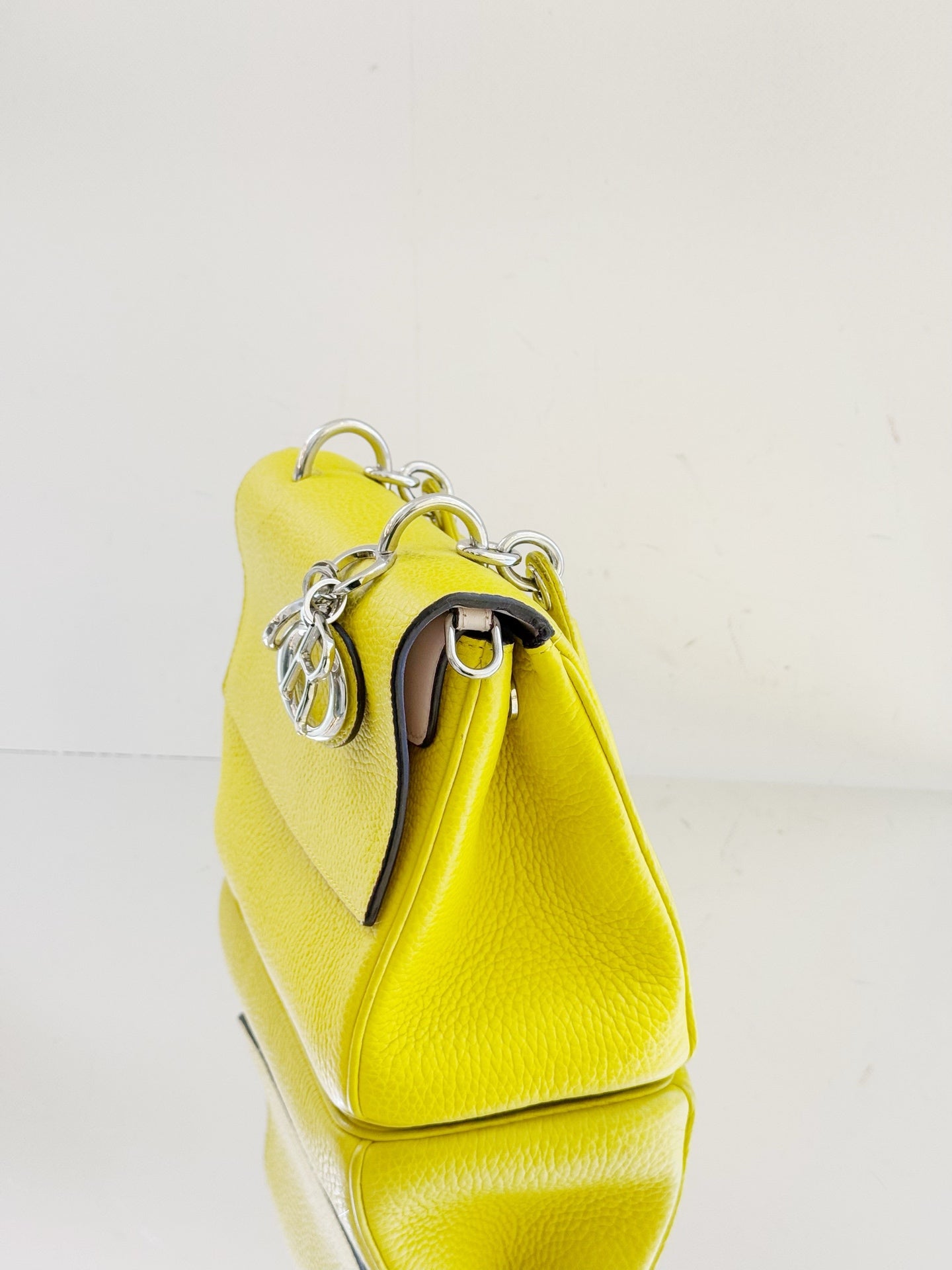 Dior - Be Dior - Pebble-grain calfskin leather - Yellow - (mini)