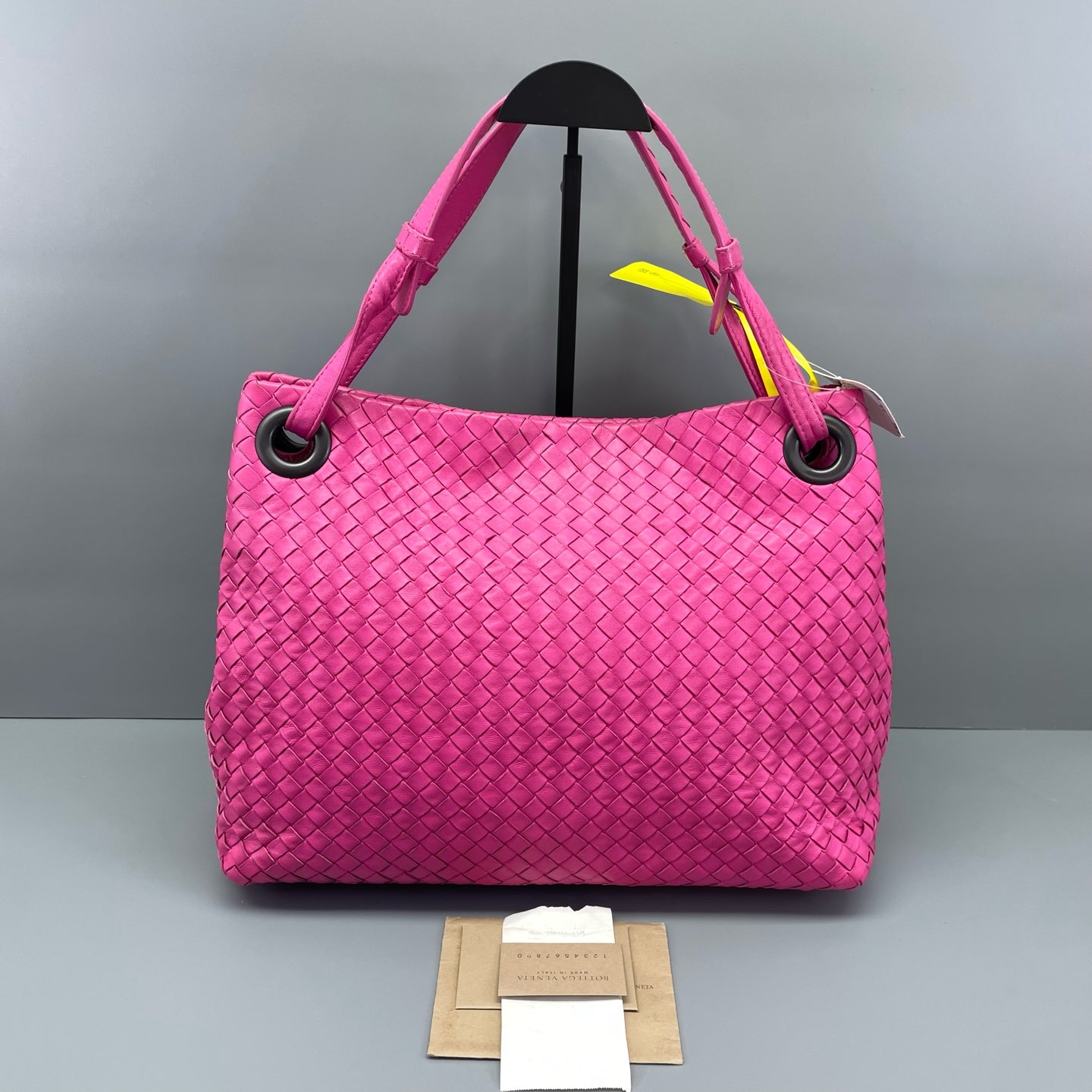Bottega Veneta - Intrecciato Double-Bridge Tote Bag - Woven Nappa leather - Raspberry Pink - (Medium)
