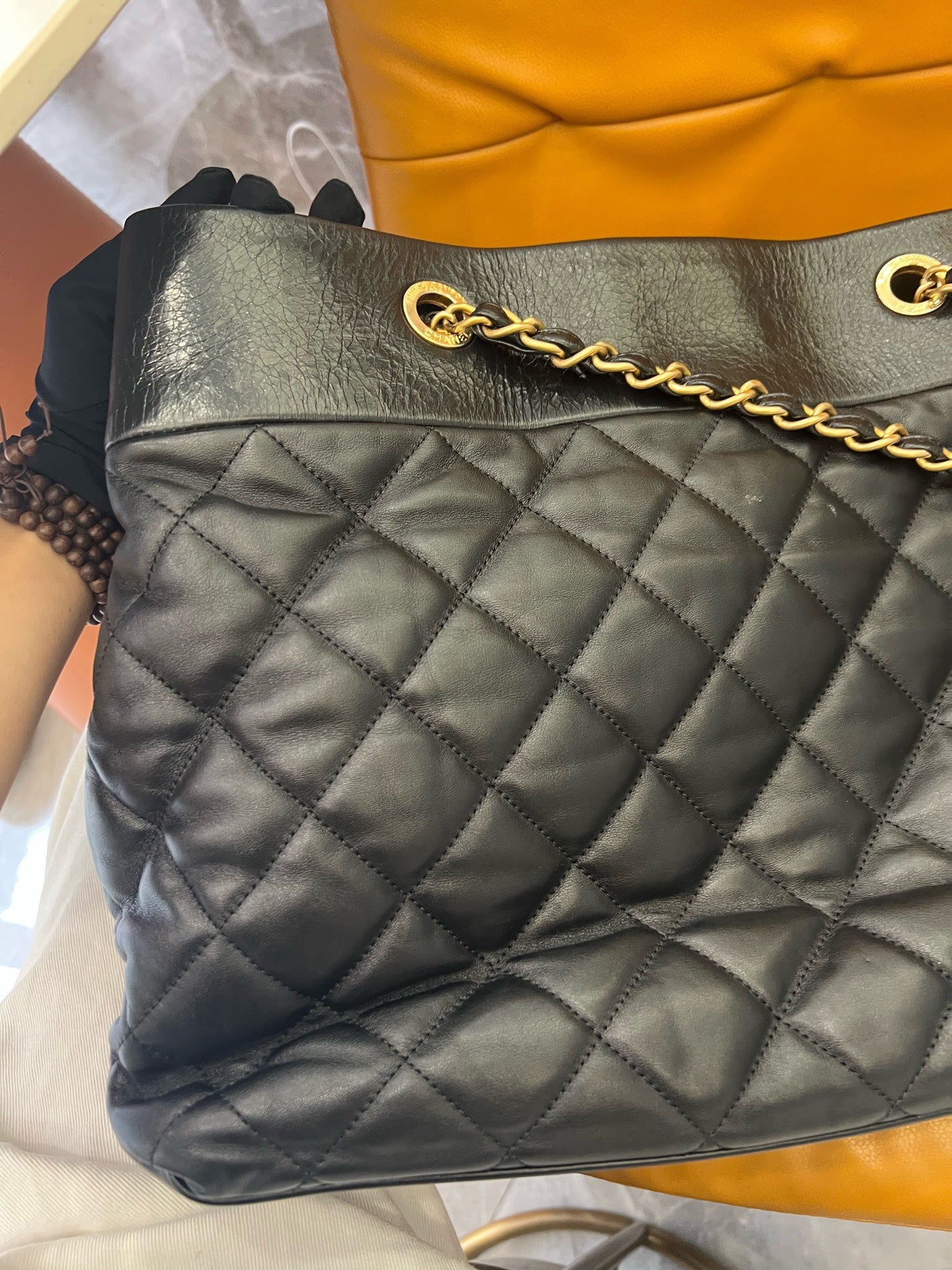 Chanel - Airport Shoulder Tote Bag - Leather - Black - (Large)