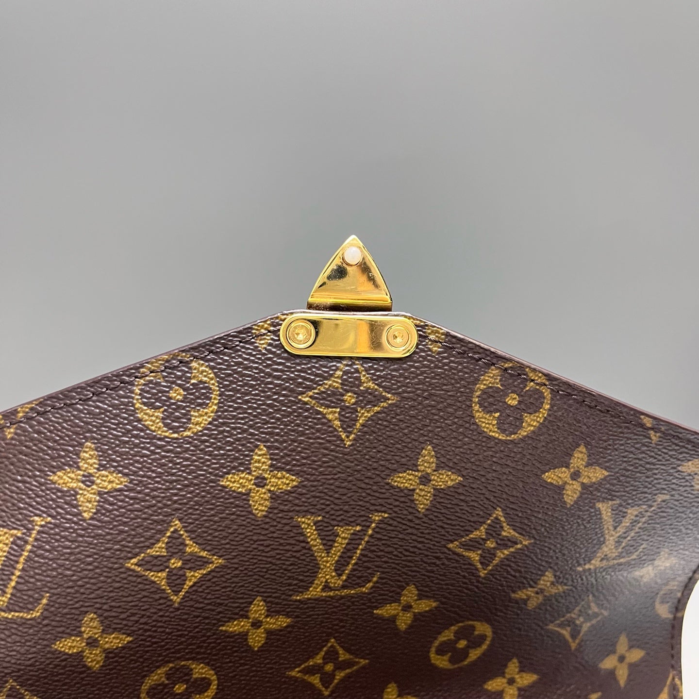 Louis Vuitton - Pochette Metis - Monogram coated canvas with Vachetta leather trim - Brown - (Medium)