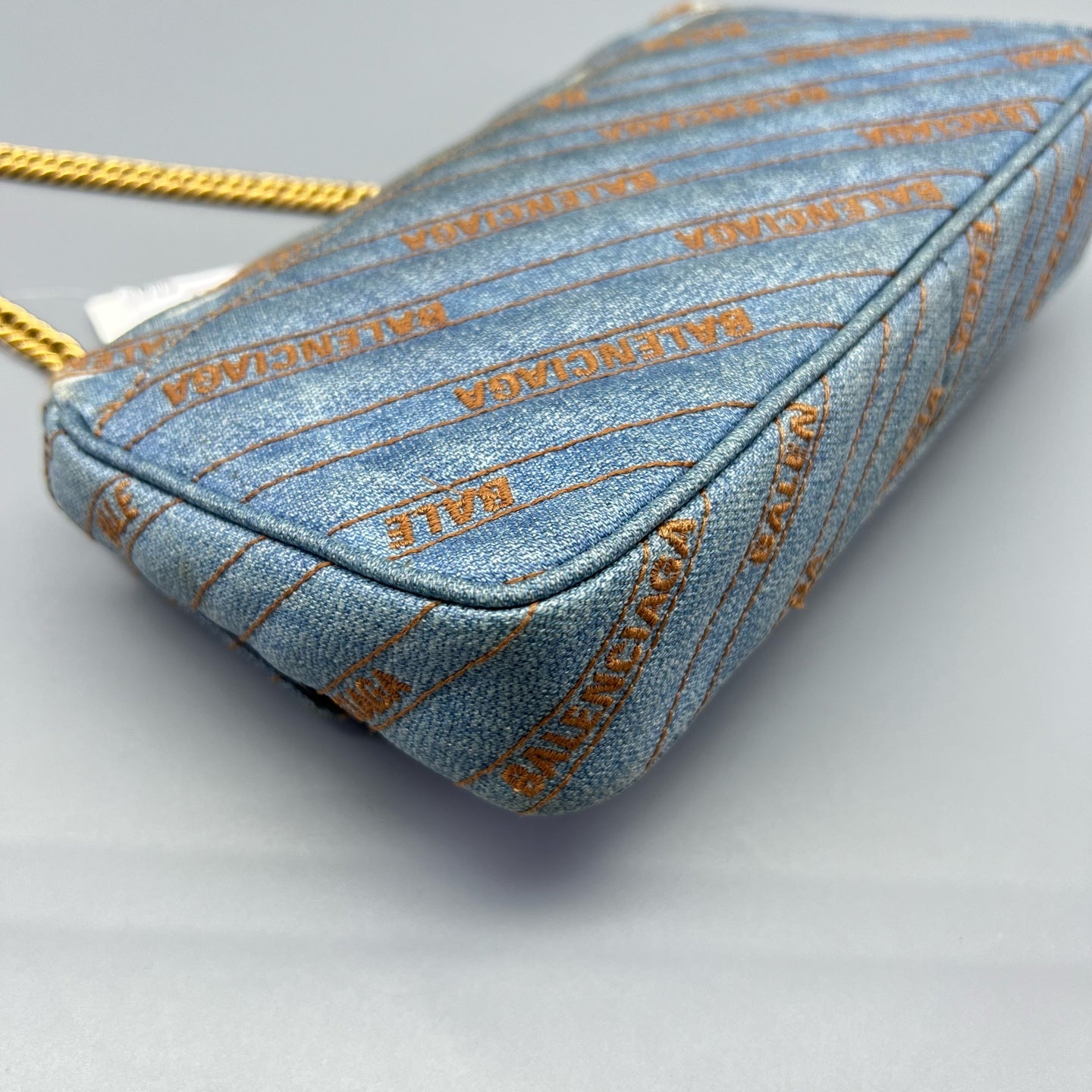 Balenciaga - BB Monogram Shoulder Bag L6681 - Denim with leather trim - Blue - (small)