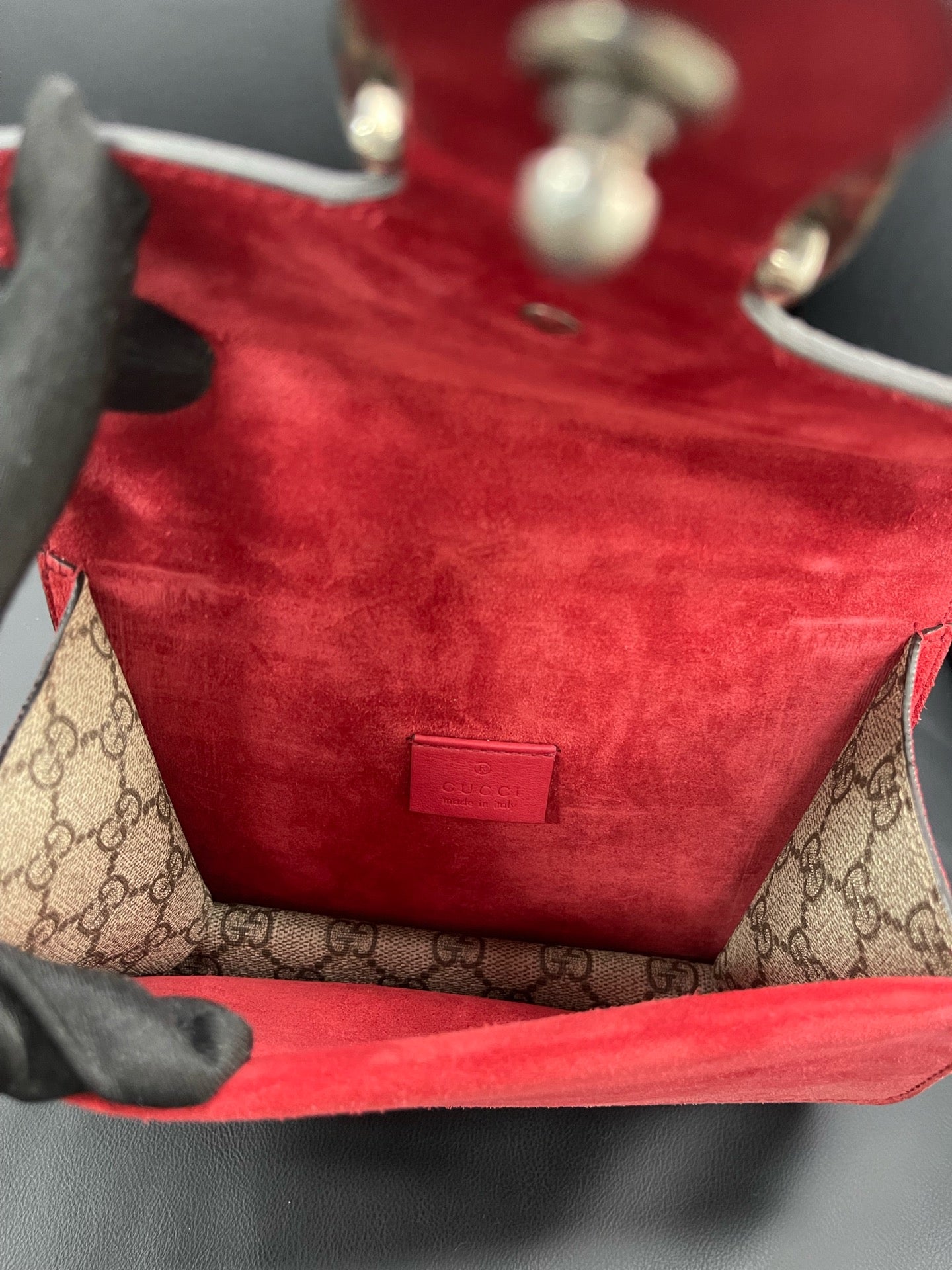Gucci - Dionysus Mini Shoulder Bag - GG Supreme canvas with red suede trim and leather details - Beige and Red - (mini)