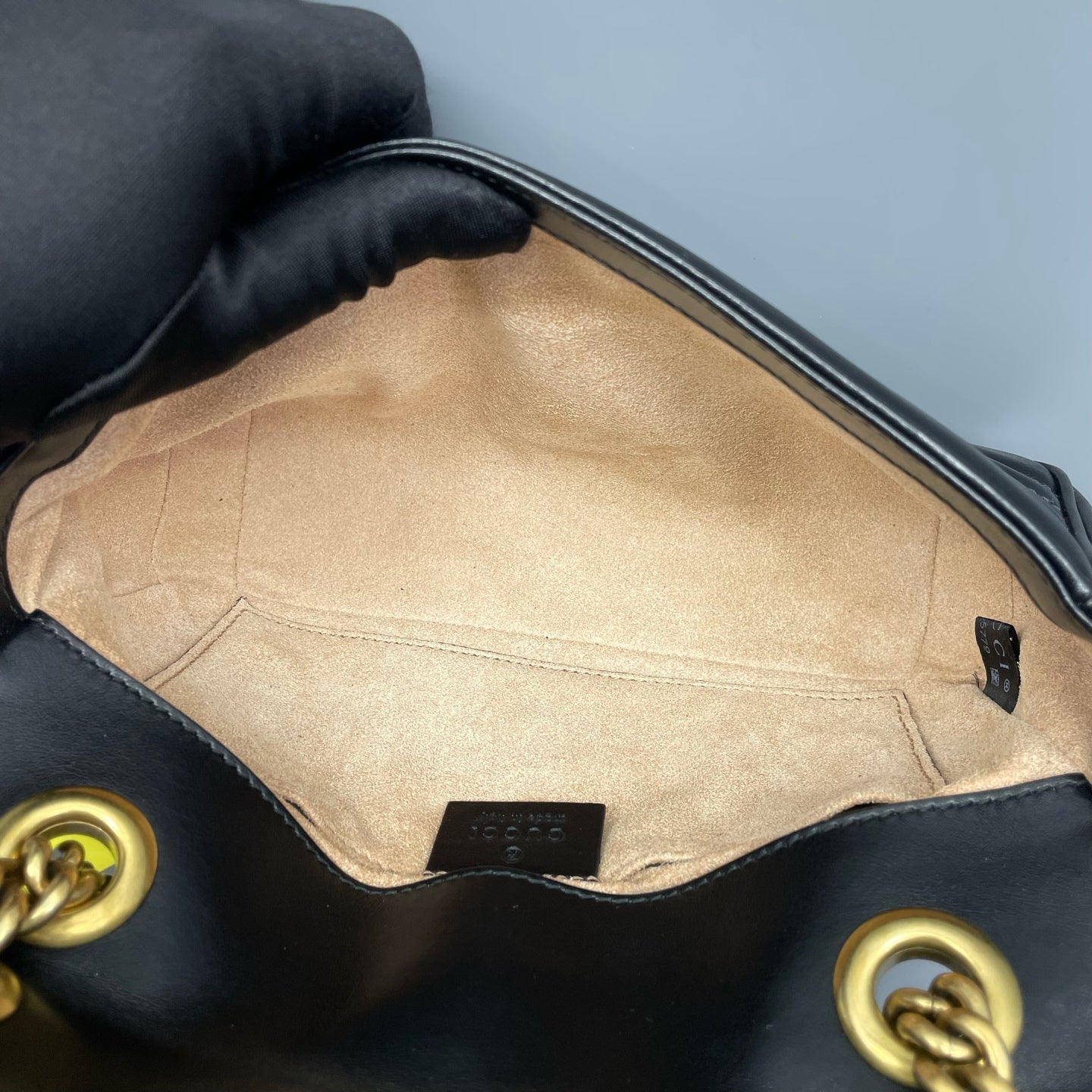 Gucci - GG Marmont Matelassé Mini Shoulder Bag - Leather - Black - (mini)