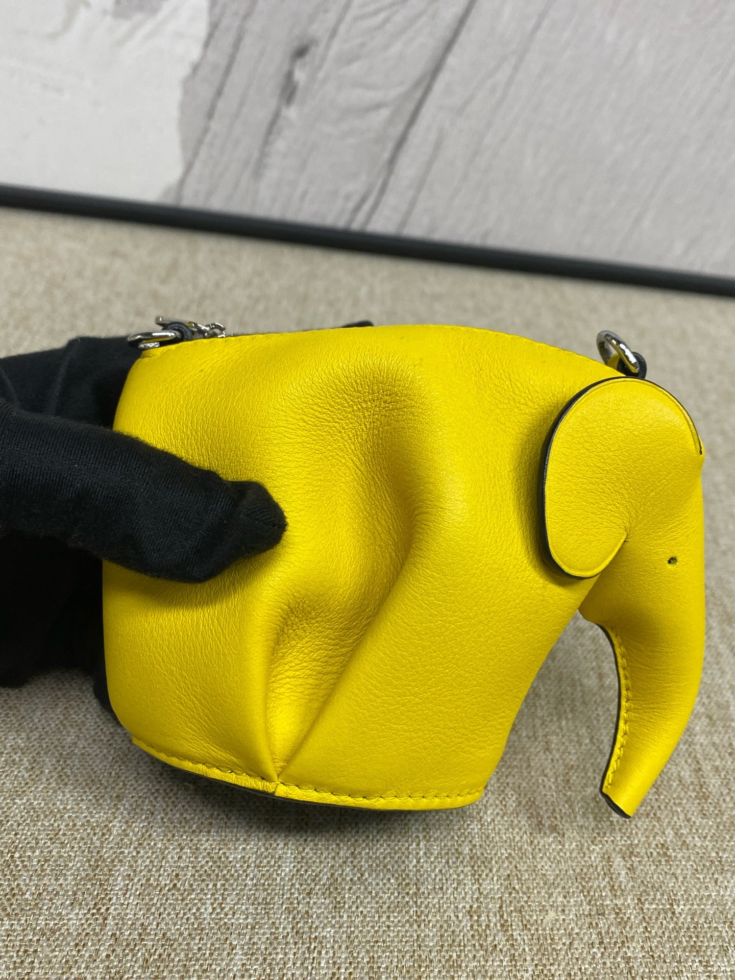 Loewe - Elephant Mini Bag - Leather - Yellow - (mini)