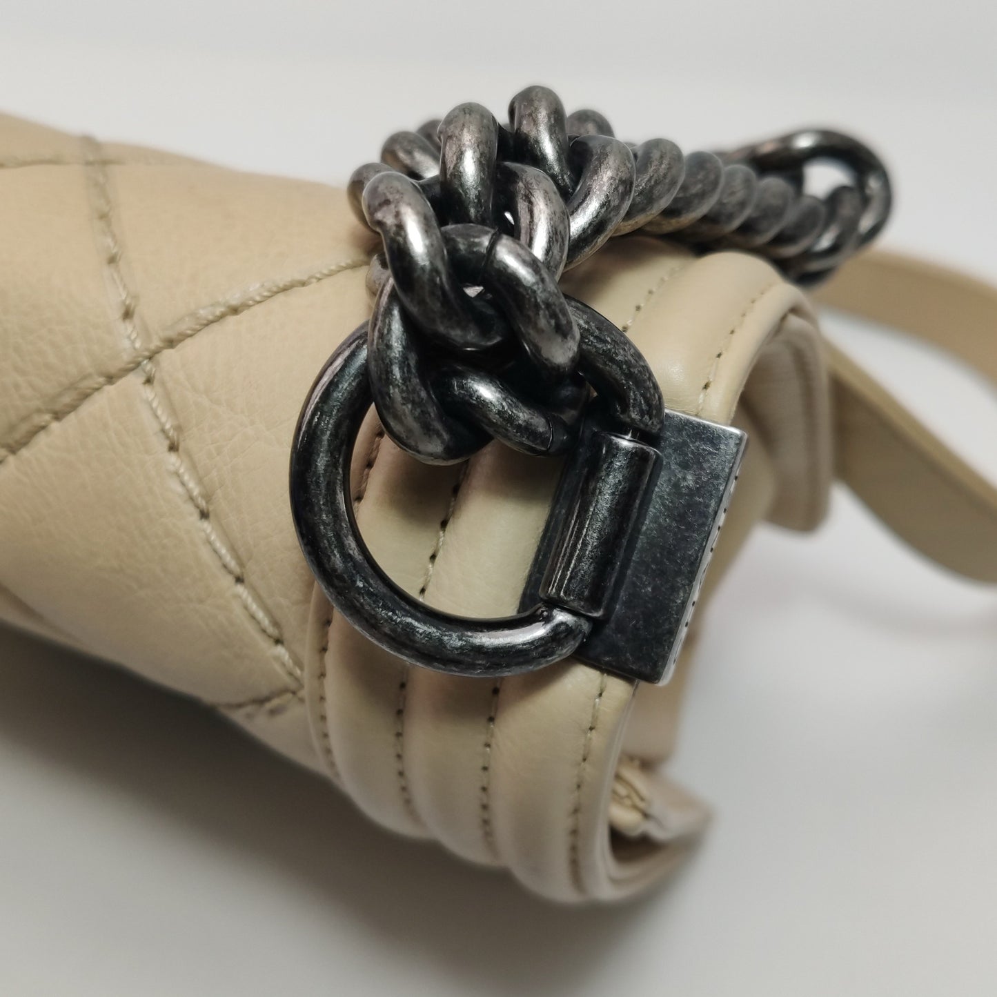 Chanel - Le Boy Small Quilted - Leather - Beige - (Small)
