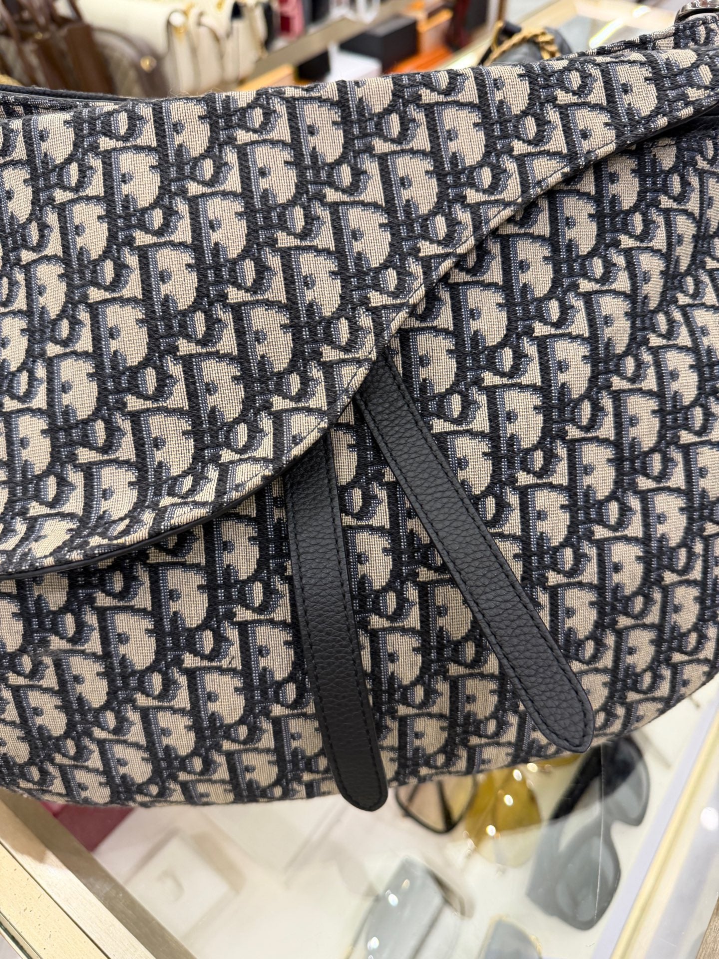 Dior - Saddle Soft Hobo Bag in Oblique Canvas - Oblique jacquard canvas with pebbled calfskin leather trim - Multicolour - (Large)