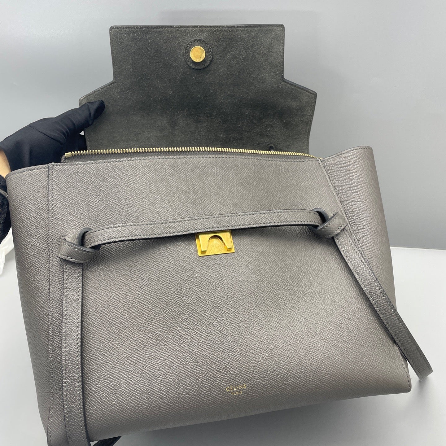 Celine - Belt Bag Medium - Grained leather - Grey - (Medium)