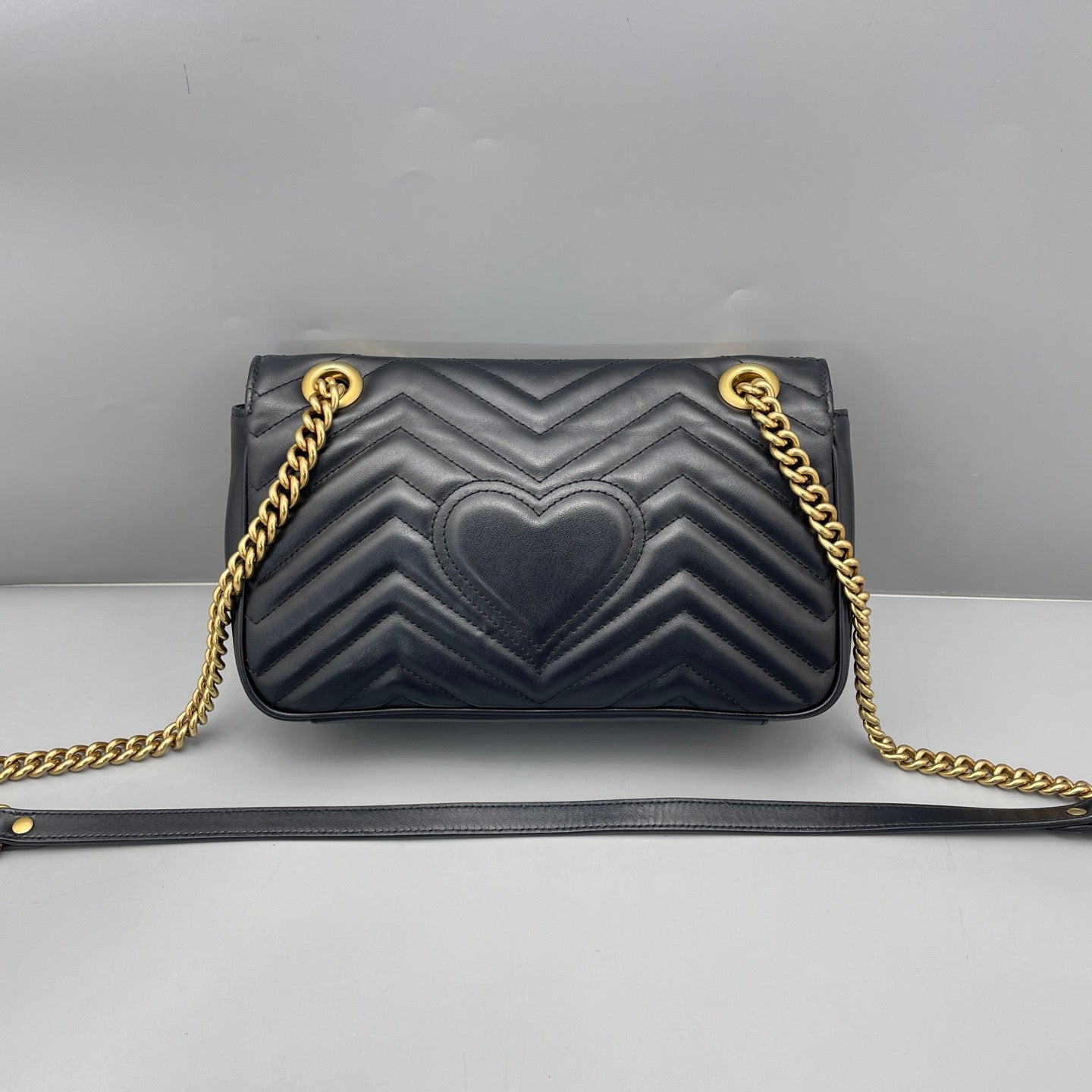 Gucci - Marmont Flap Bag 26 - Leather - Black - (Medium)