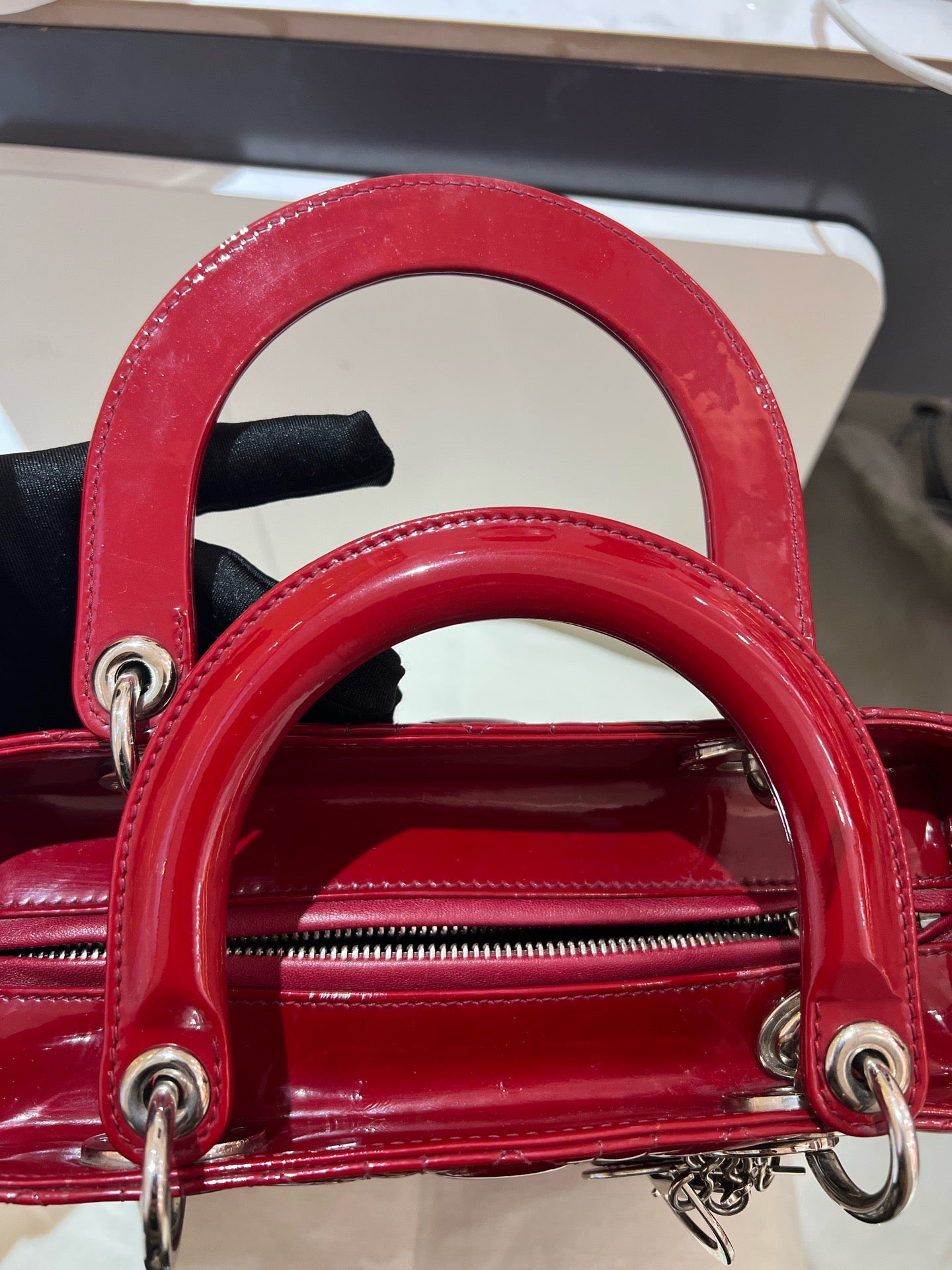 Dior - Lady Dior 5-Grids - Patent leather - Red - (Medium)
