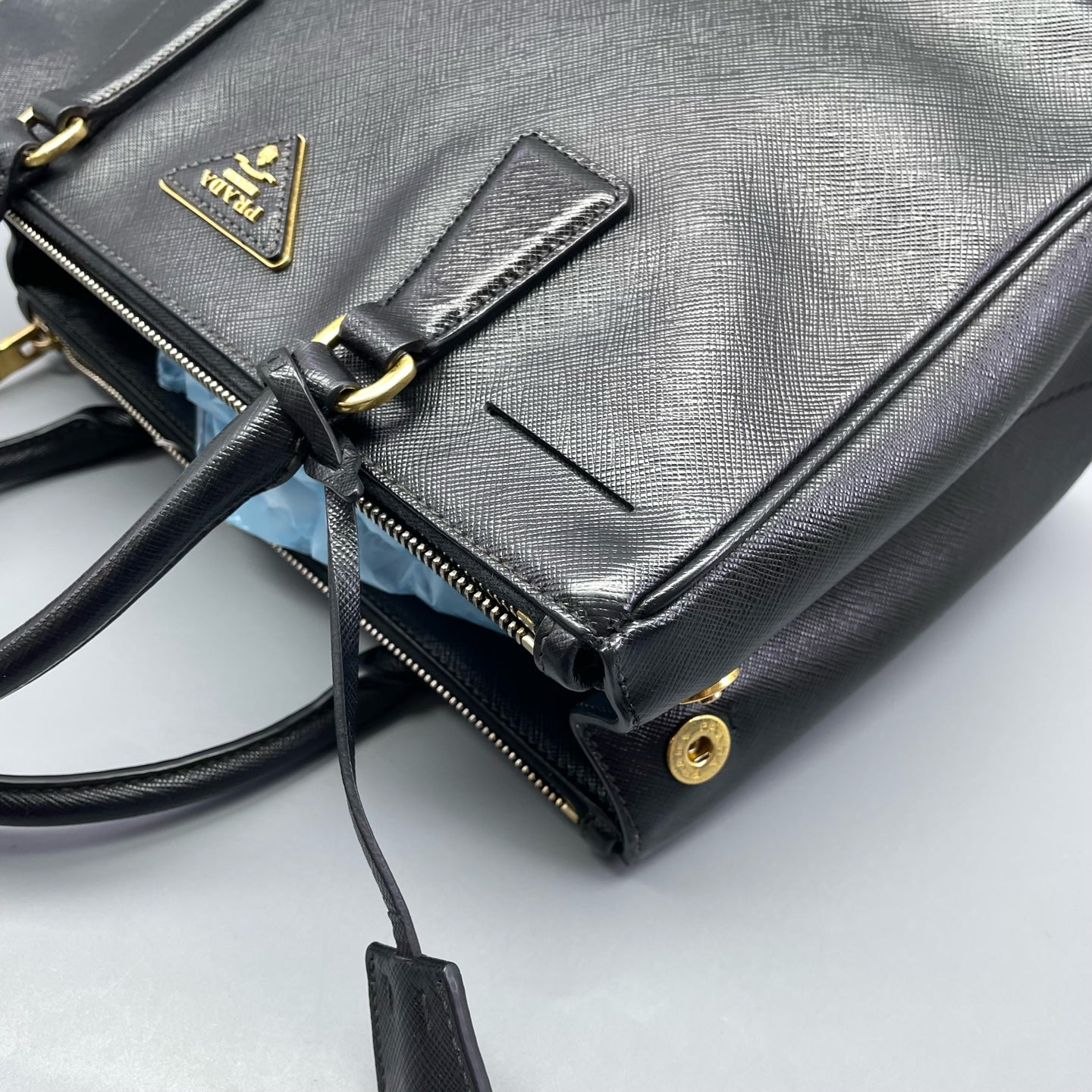 Prada - Galleria Tote (Saffiano Lux) - Saffiano leather - Black - (Medium)