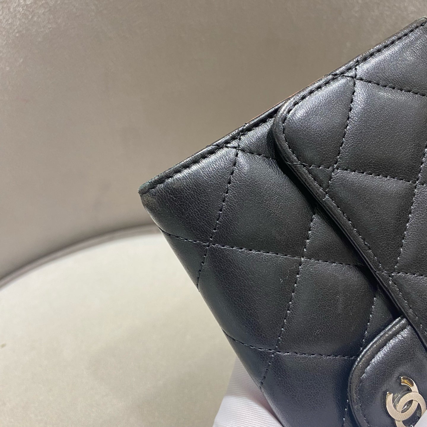 Chanel - Classic Flap Long Wallet - Lambskin leather - Black - (Medium)