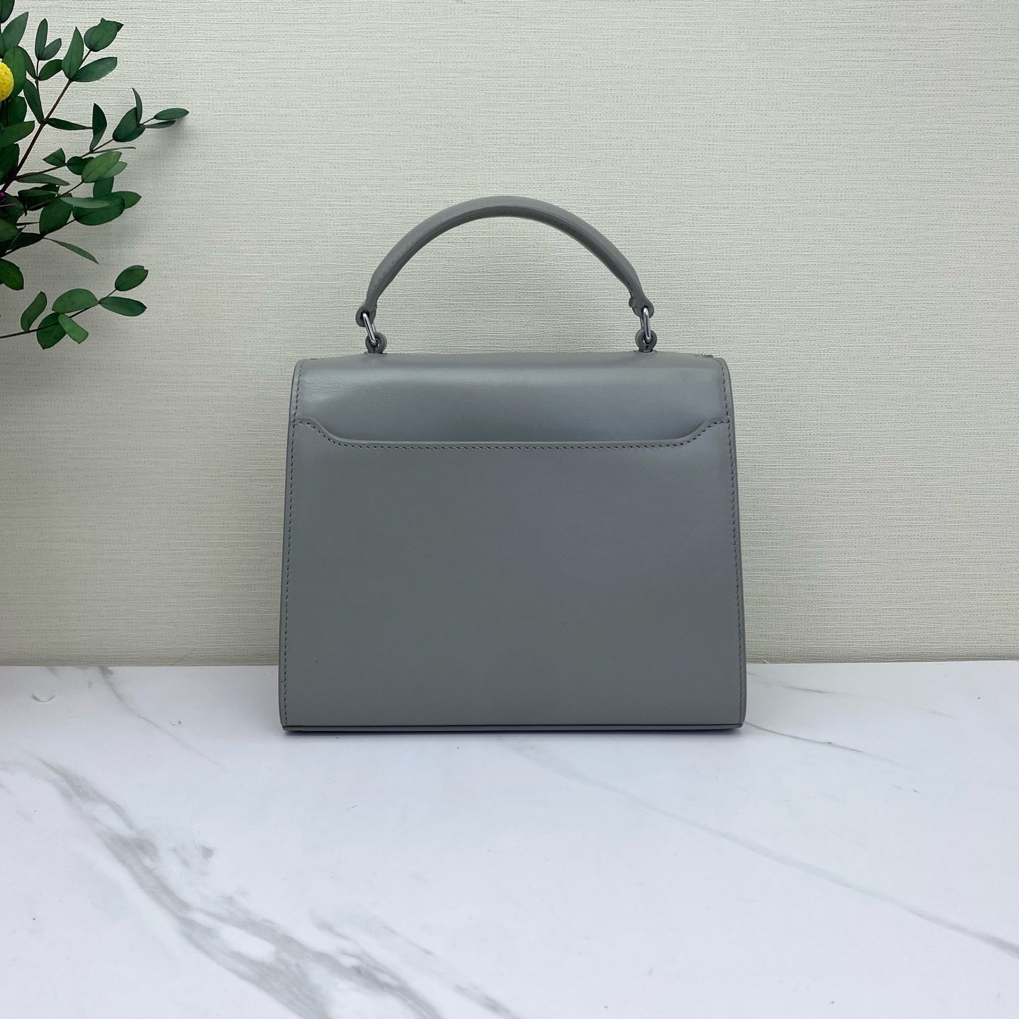 Saint Laurent - Cassandra Top Handle Bag - Smooth Cowhide Leather - Grey Silver - (small)