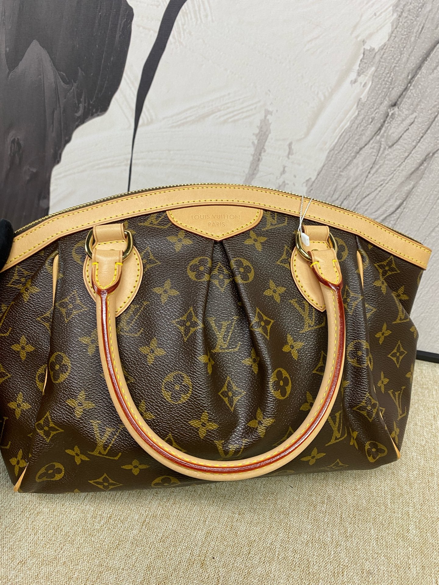 Louis Vuitton - Tivoli PM - Monogram coated canvas with Vachetta leather trim - Brown - (Medium)