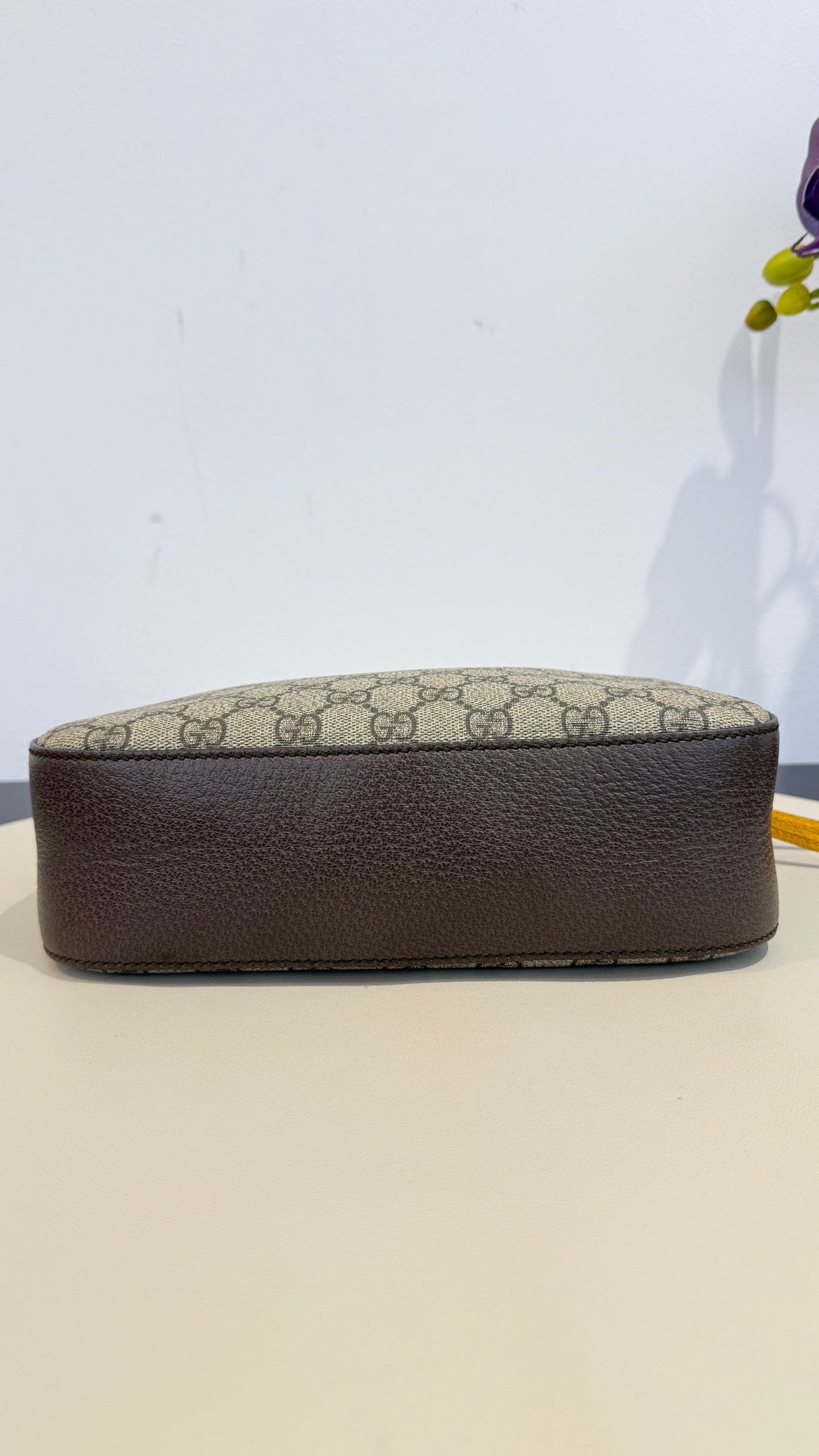 Gucci - Tiger Head Camera Bag - GG Supreme coated canvas with pebbled leather trim - Brown - (Small)