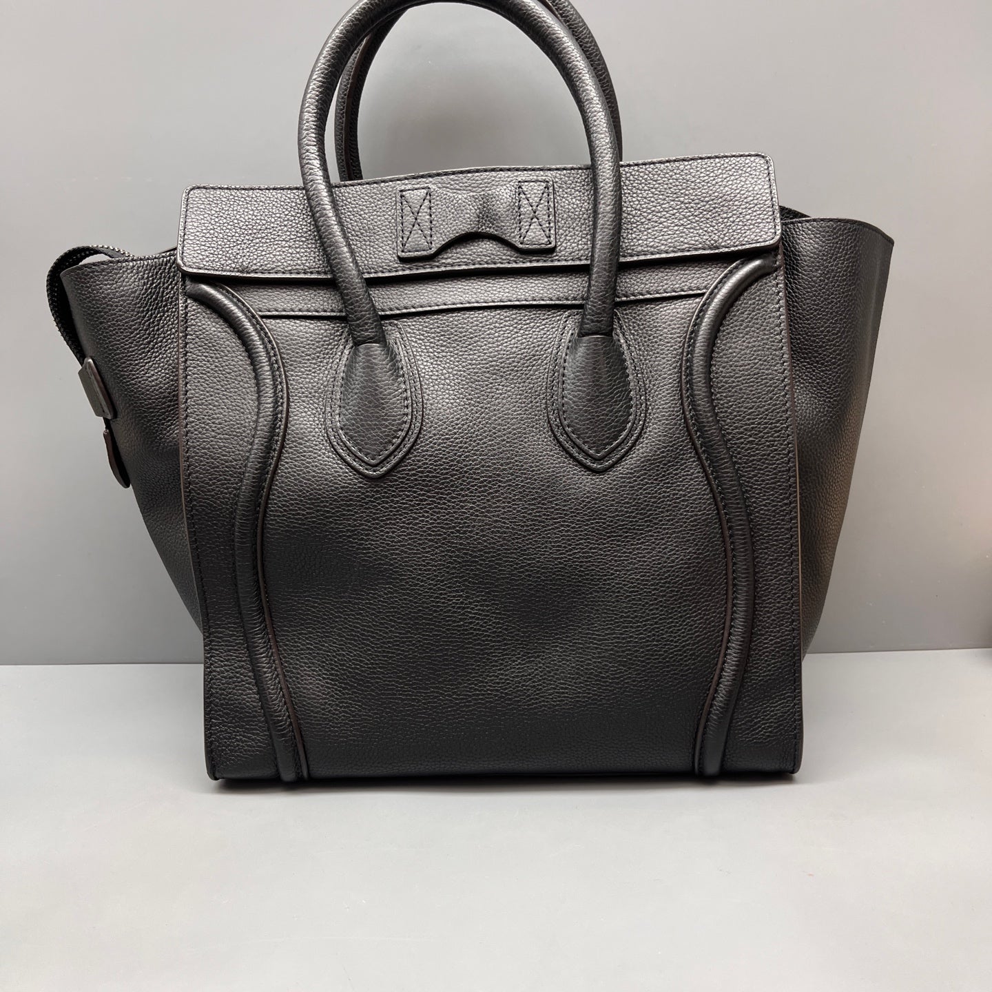 Celine - Luggage Tote Mini - Grained leather - Black - (Medium)