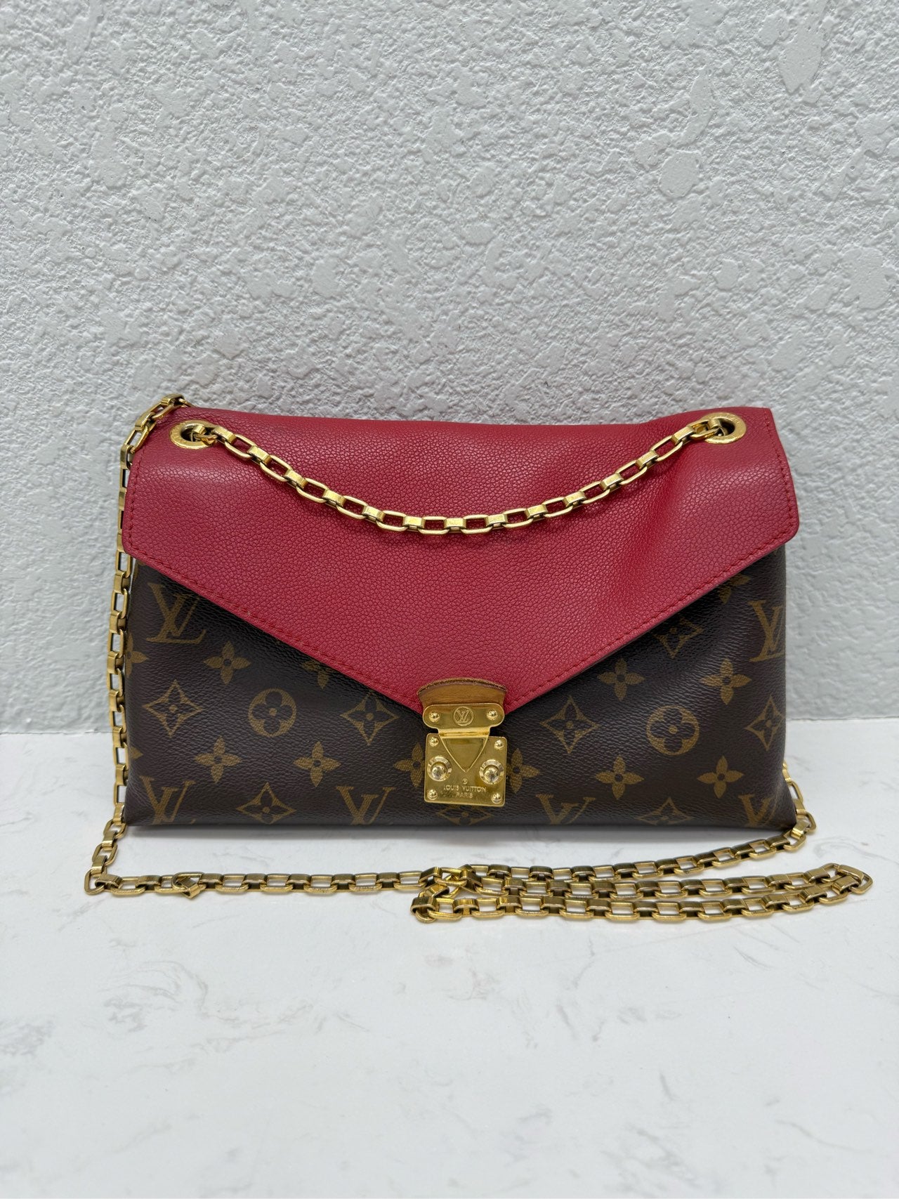 Louis Vuitton - Legend Envelope Bag - Monogram Canvas with grained leather trim - Brown with Red accents - (medium)