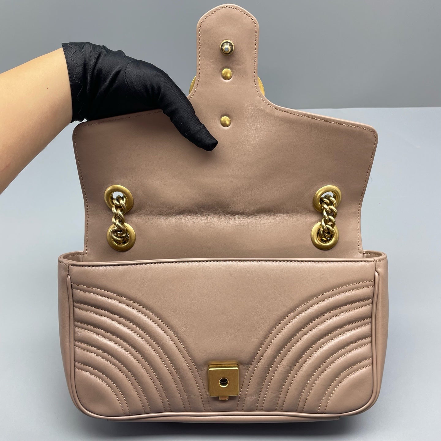 Gucci - GG Marmont Matelassé Small Shoulder Bag - Leather - Beige - (small)