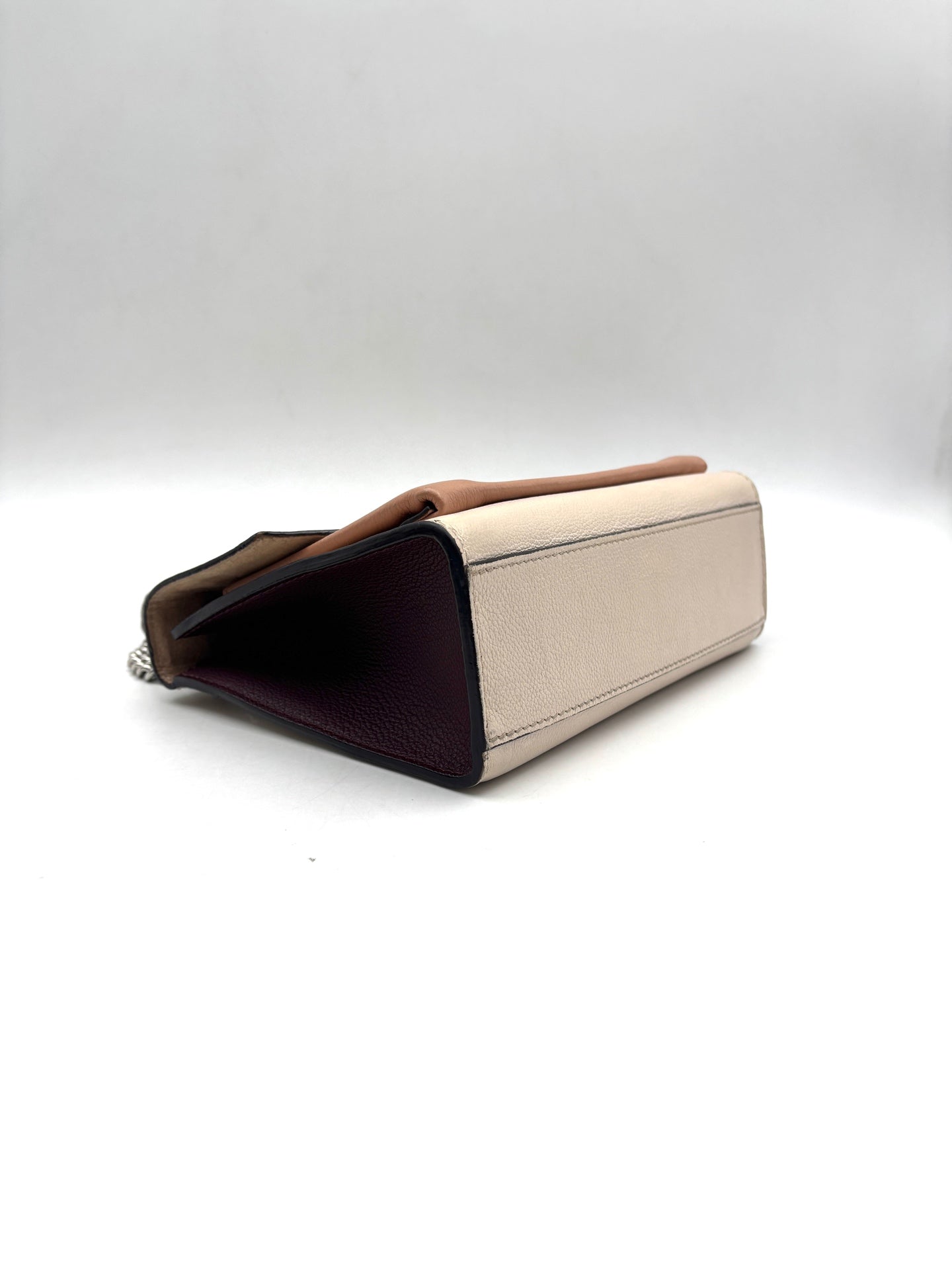 Louis Vuitton - MyLockme - Grained cowhide leather - Beige - (small)