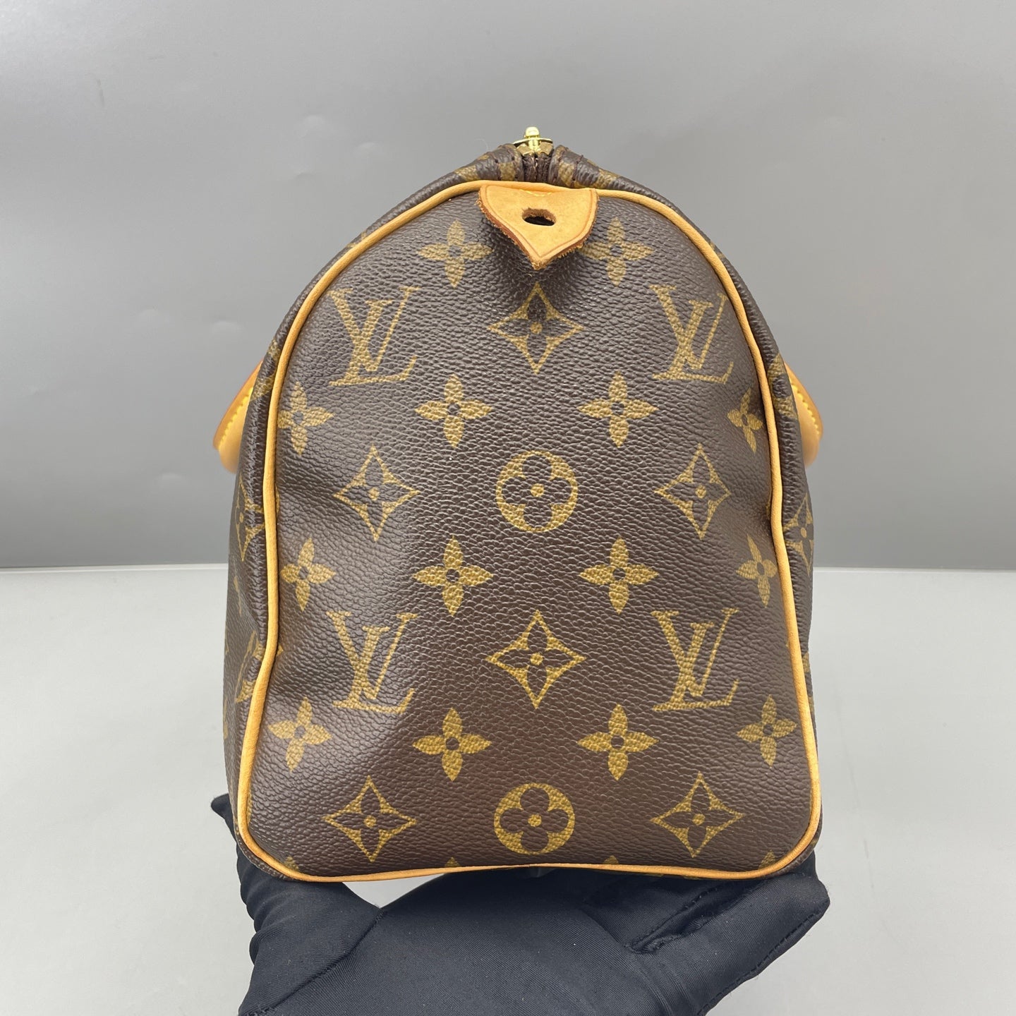 Louis Vuitton - Speedy 25 - Monogram coated canvas with Vachetta leather trim - Brown - (small)
