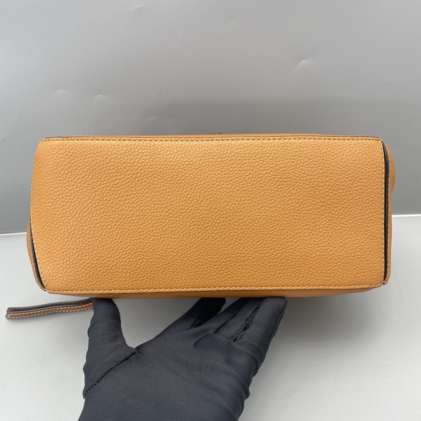 Loewe - Puzzle - Grained calfskin leather - Caramel - (Small)