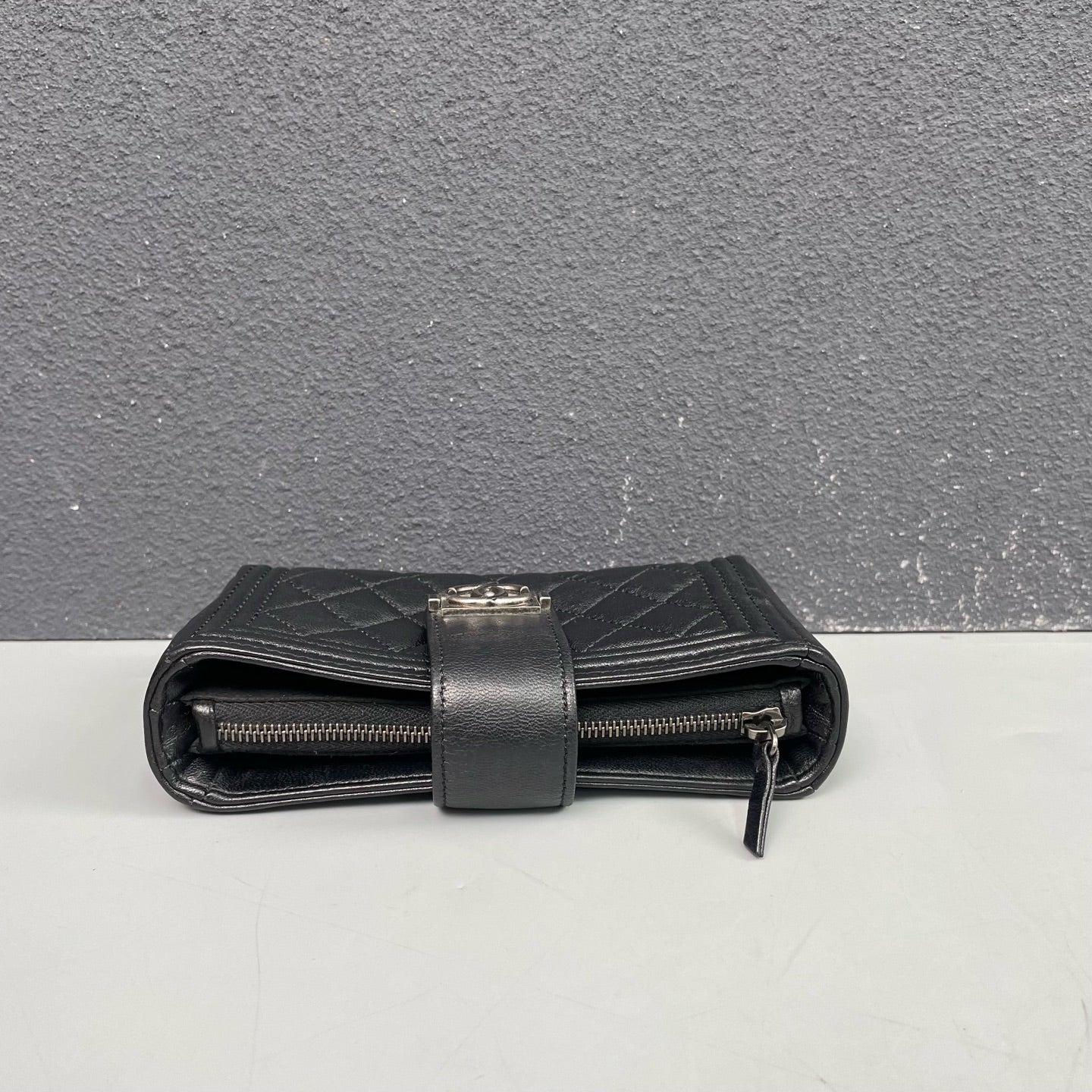 Chanel - Le Boy Three-Layer Wallet - Leather - Black - (mini)