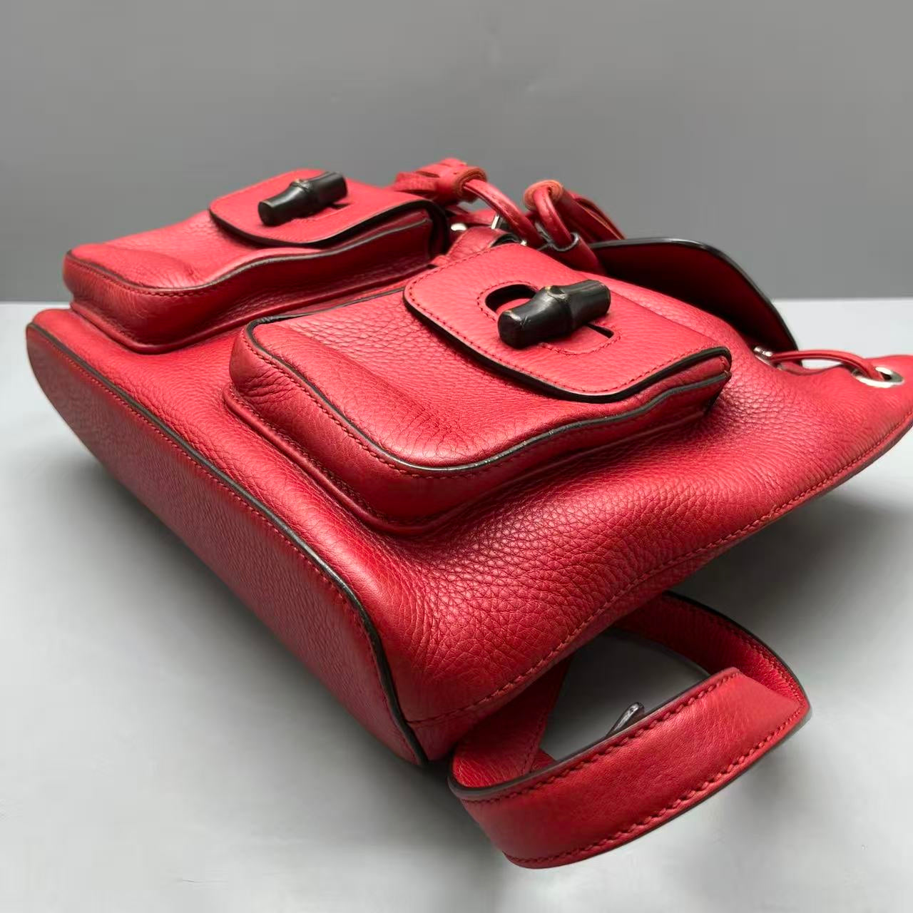 Gucci - Bamboo Backpack - Pebbled leather - Red - (medium)