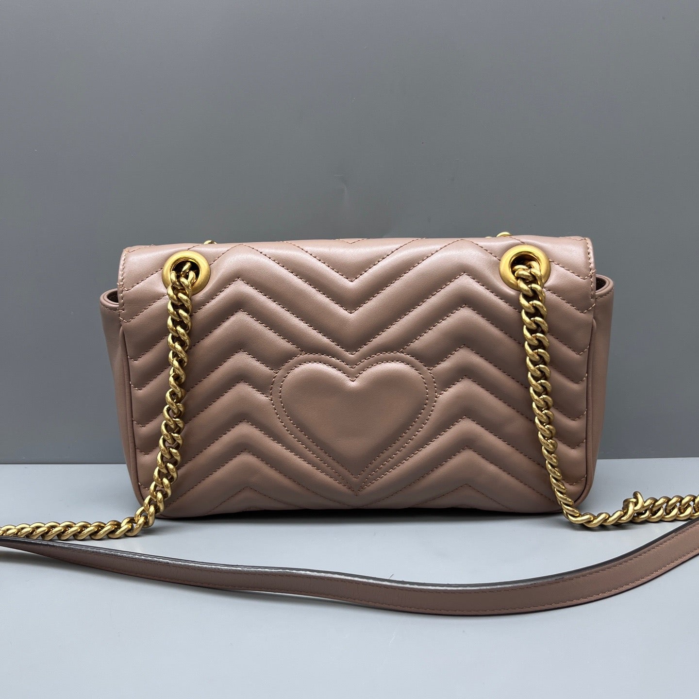 Gucci - GG Marmont Matelassé Shoulder Bag - Leather - Beige - (medium)