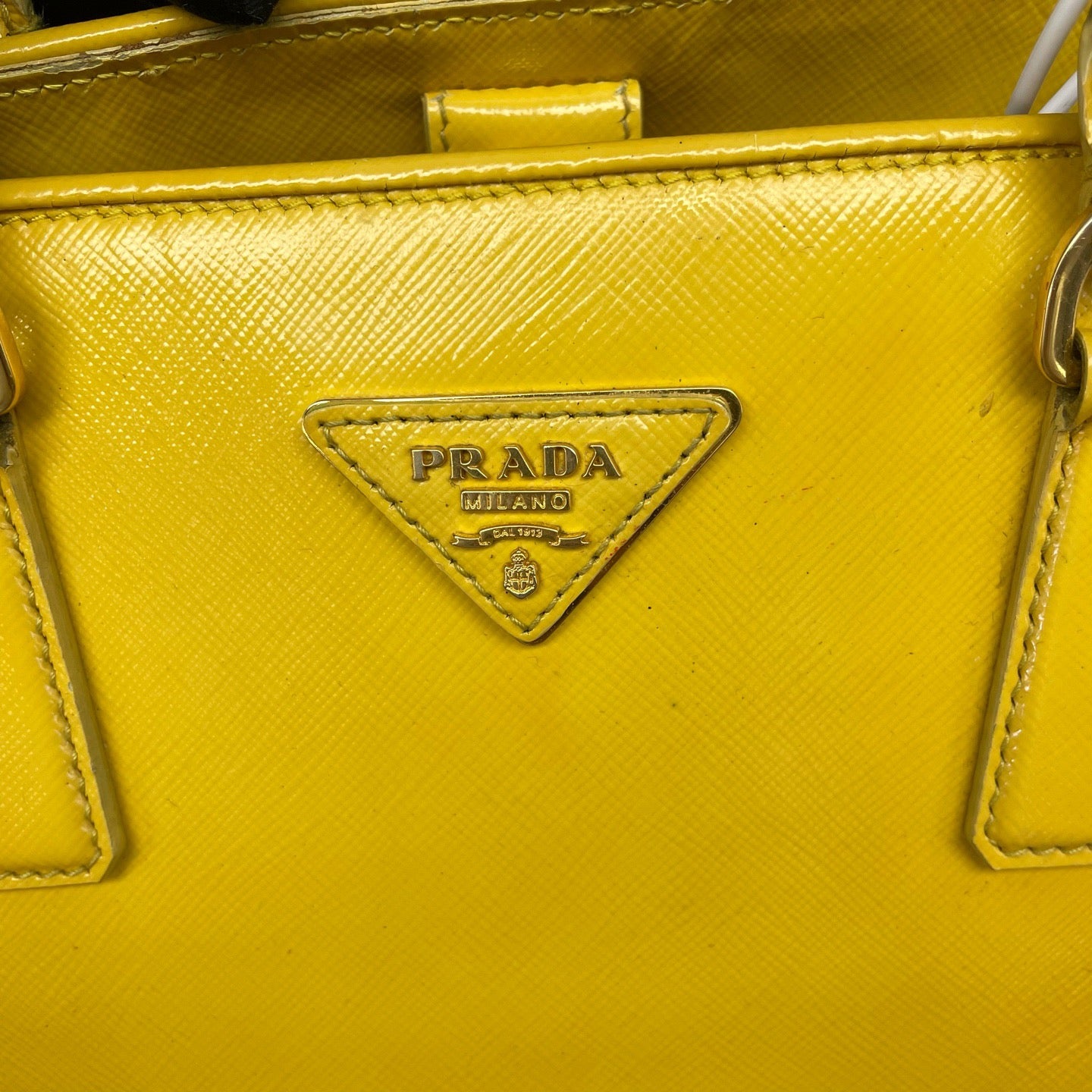 Prada - Saffiano Lux Dome Tote - Saffiano leather - Yellow - (medium)