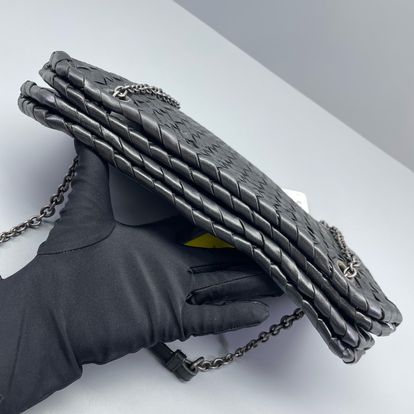 Bottega Veneta - Intrecciato Woven Chain Shoulder Bag - Leather - Black - (small)