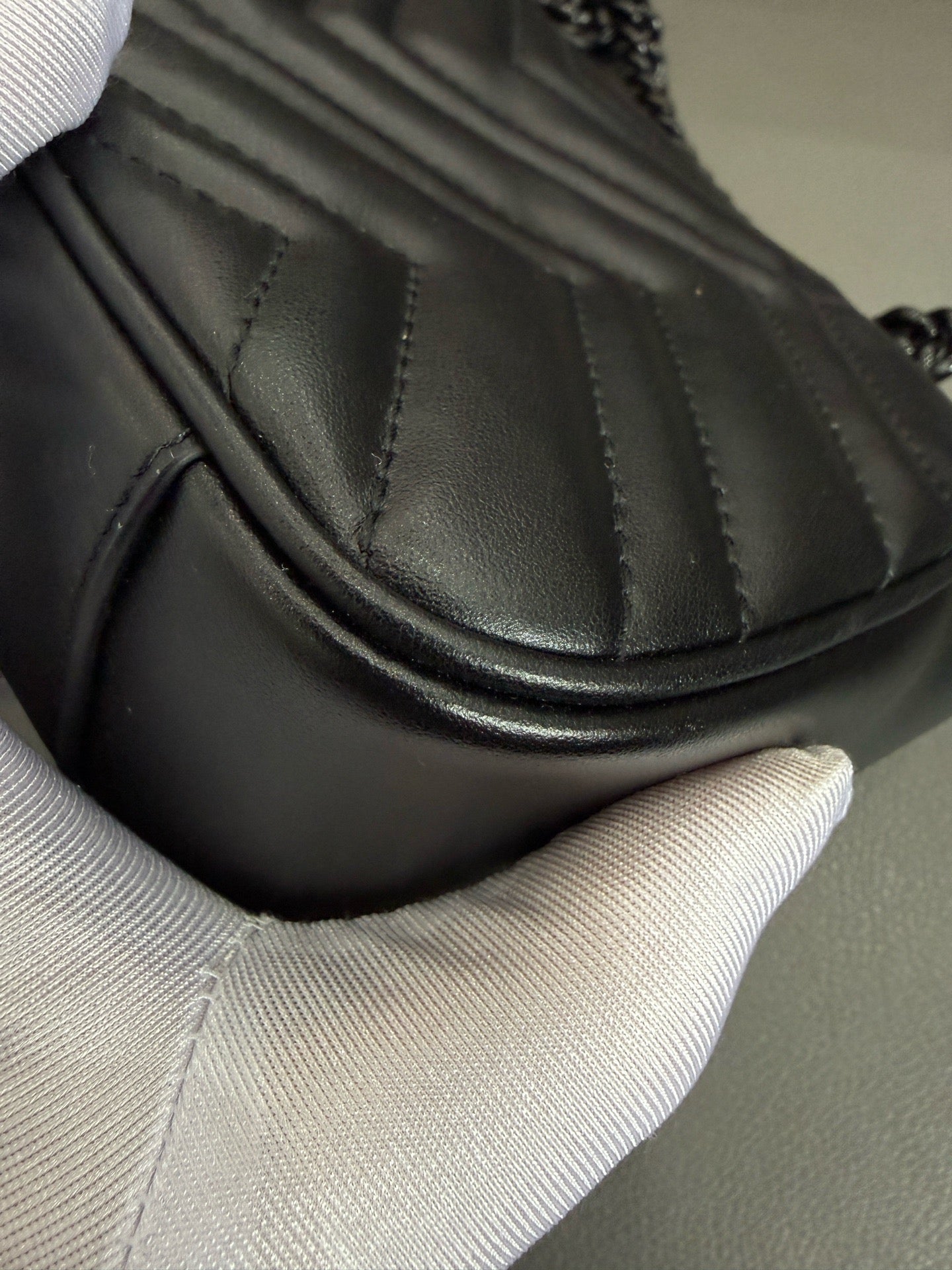Gucci - GG Marmont Matelassé Mini Bag - Leather - Black - (Mini)