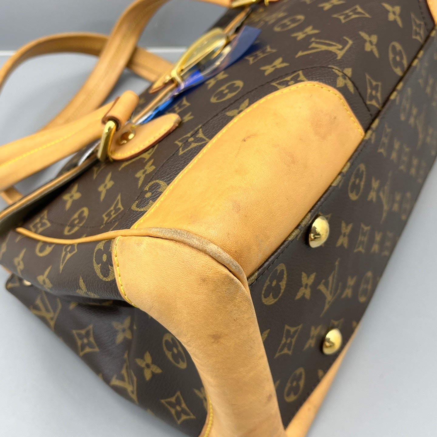Louis Vuitton - Golden Shield Handbag - Monogram coated canvas with Vachetta leather trim - Brown - (Medium)