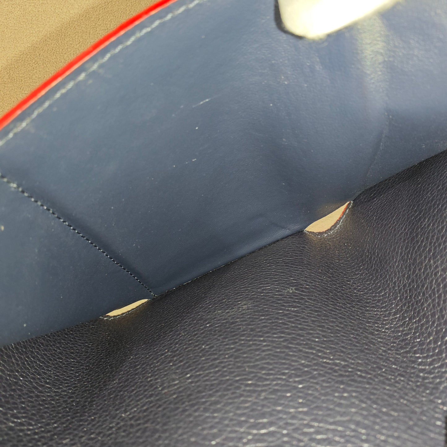 Louis Vuitton - Compact Flap Wallet - Grained leather with embossed Monogram pattern - Navy Blue with Red Glazing - (Small)