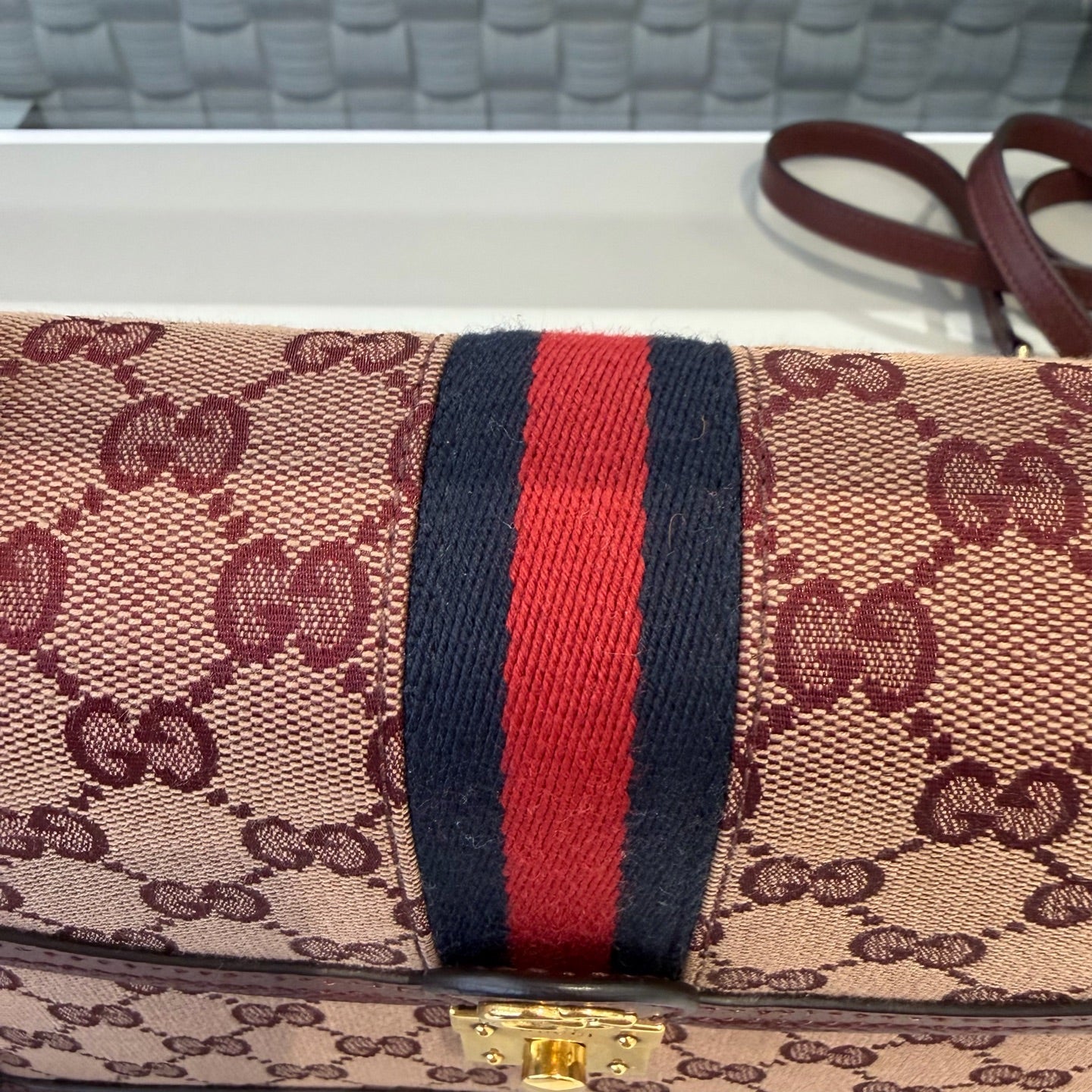 Gucci - Ophidia Top Handle Bag - GG Supreme canvas with leather trim - Burgundy - (medium)