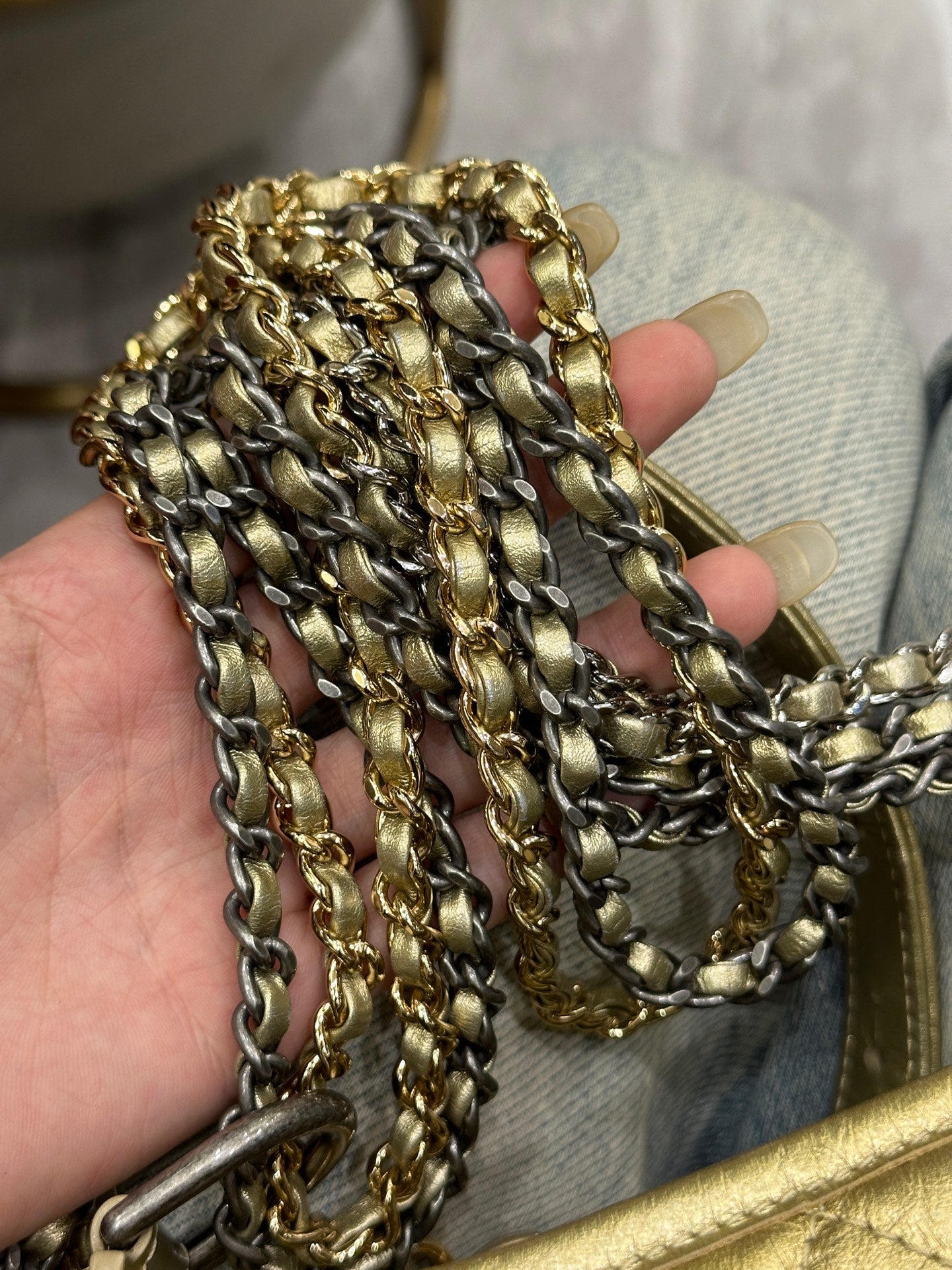 Chanel - Gabrielle Hobo Bag Small - Aged calfskin leather - Gold - (small)