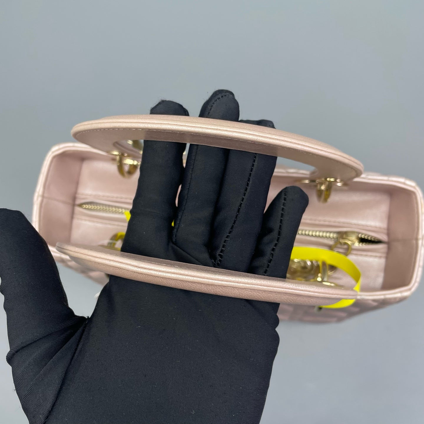 Dior - Lady Dior - Pearlescent lambskin leather - Pink - (medium)