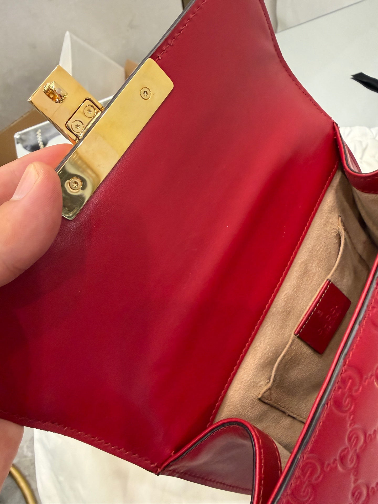 Gucci - Padlock - Guccissima embossed leather - Red - (small)