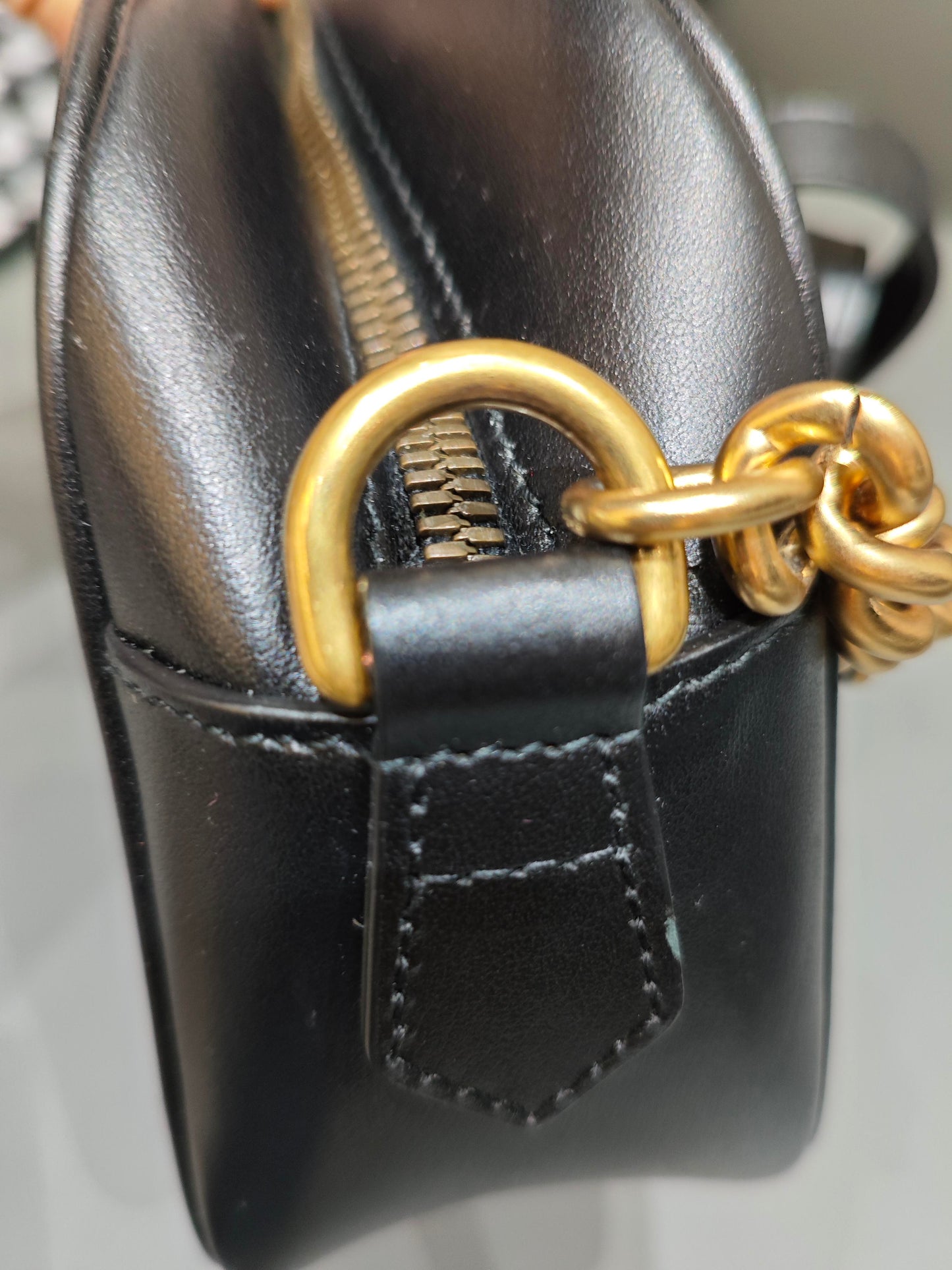 Gucci - GG Marmont Matelassé Camera Bag - Leather - Black - (Mini)