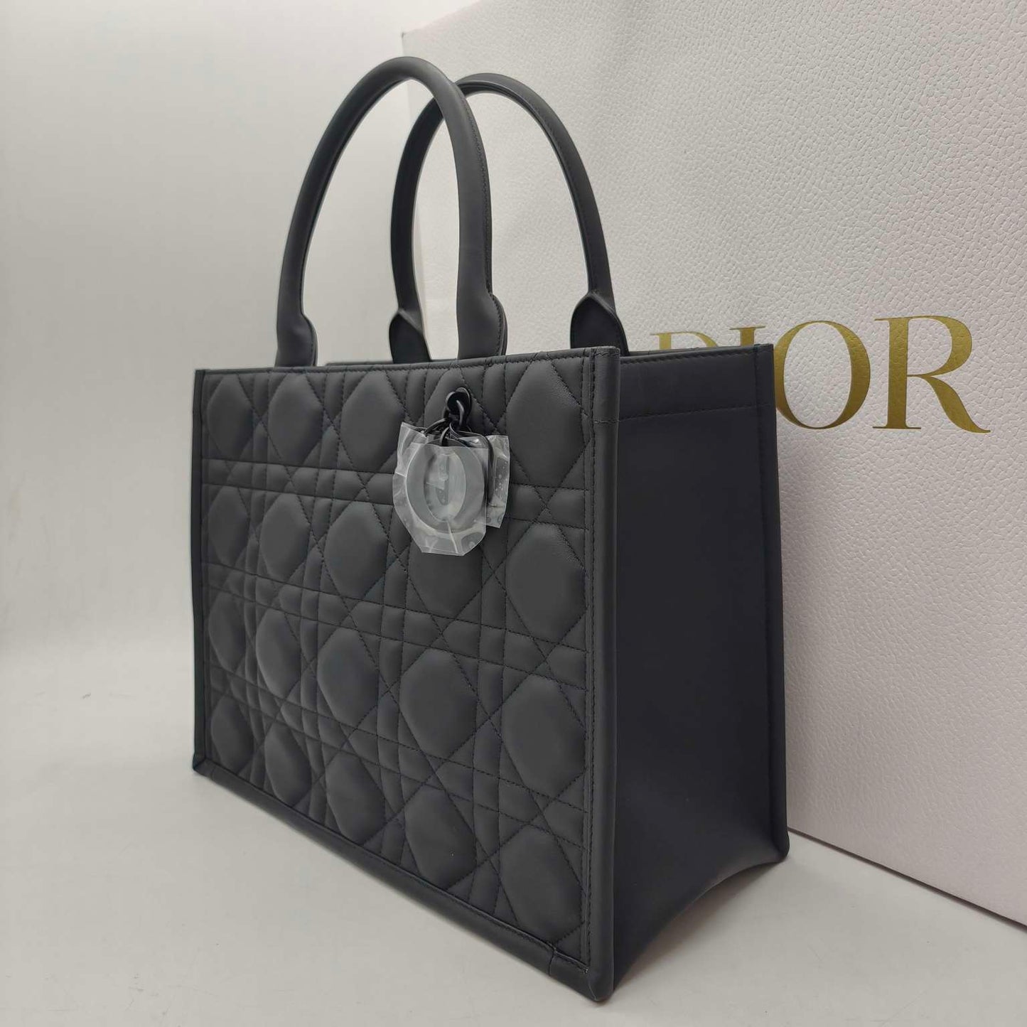 Dior - Dior Lady D-Lite Tote - Matte leather - Black - (large)